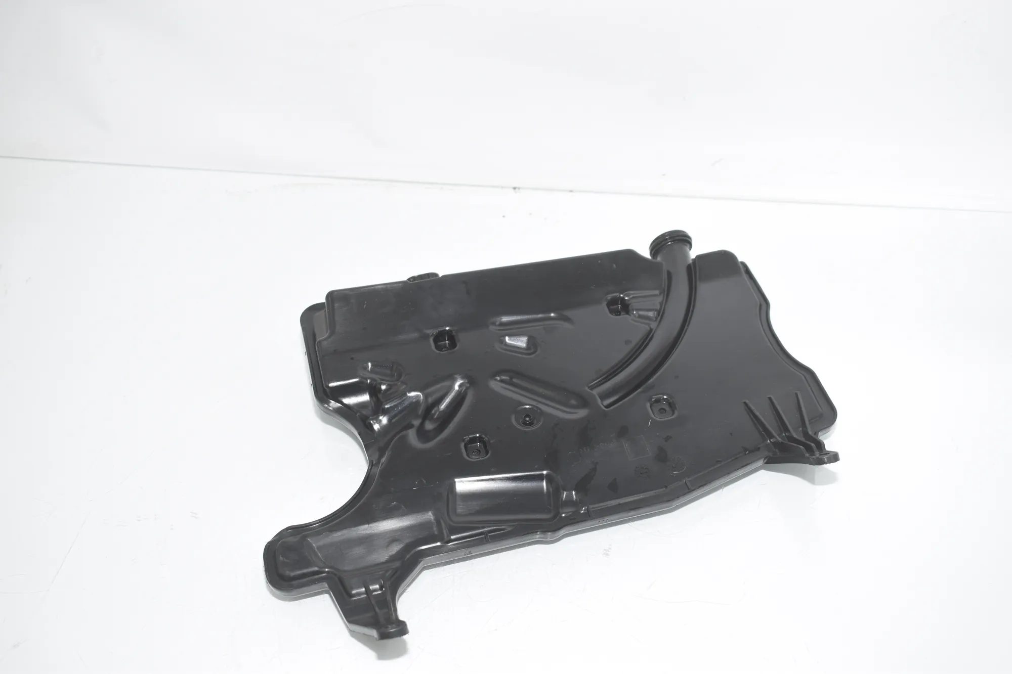 Intake Resonator – OEM 8570016 · BMW X1 (F48) xDrive 18 d 2017 – 3