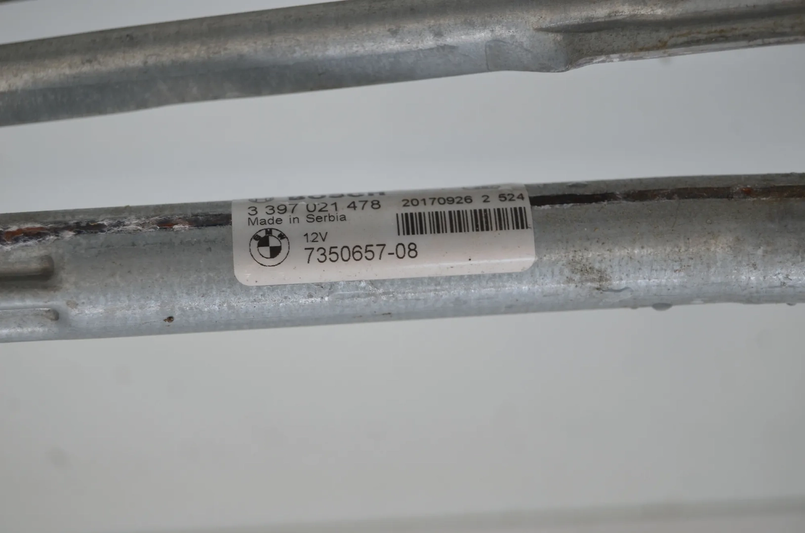Front Windshield Wiper Mechanism – OEM 7350657 · BMW X1 (F48) xDrive 18 d 2017 – 6