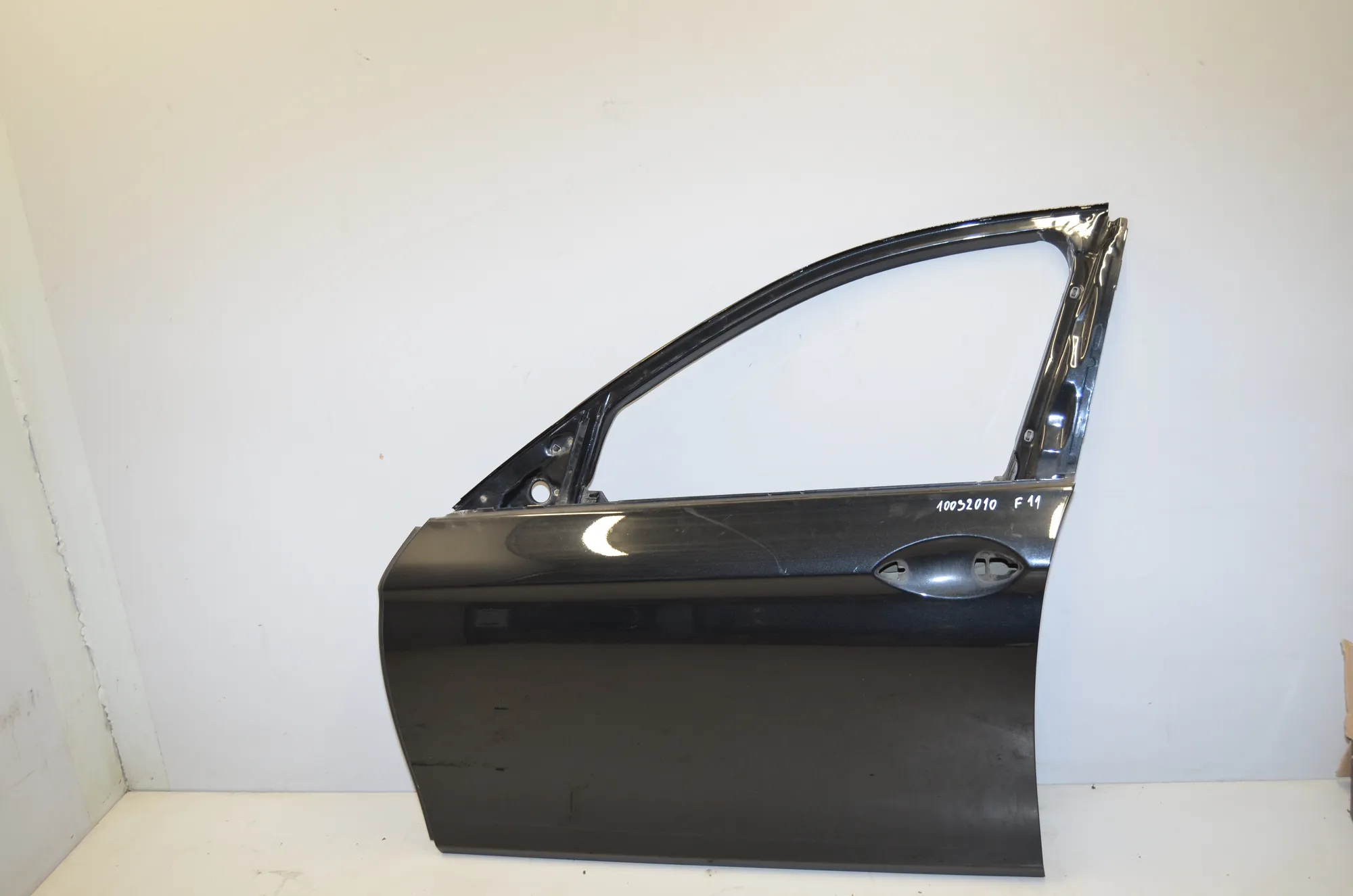 Front Left Door · BMW 5 Touring (F11) 530 d 2011