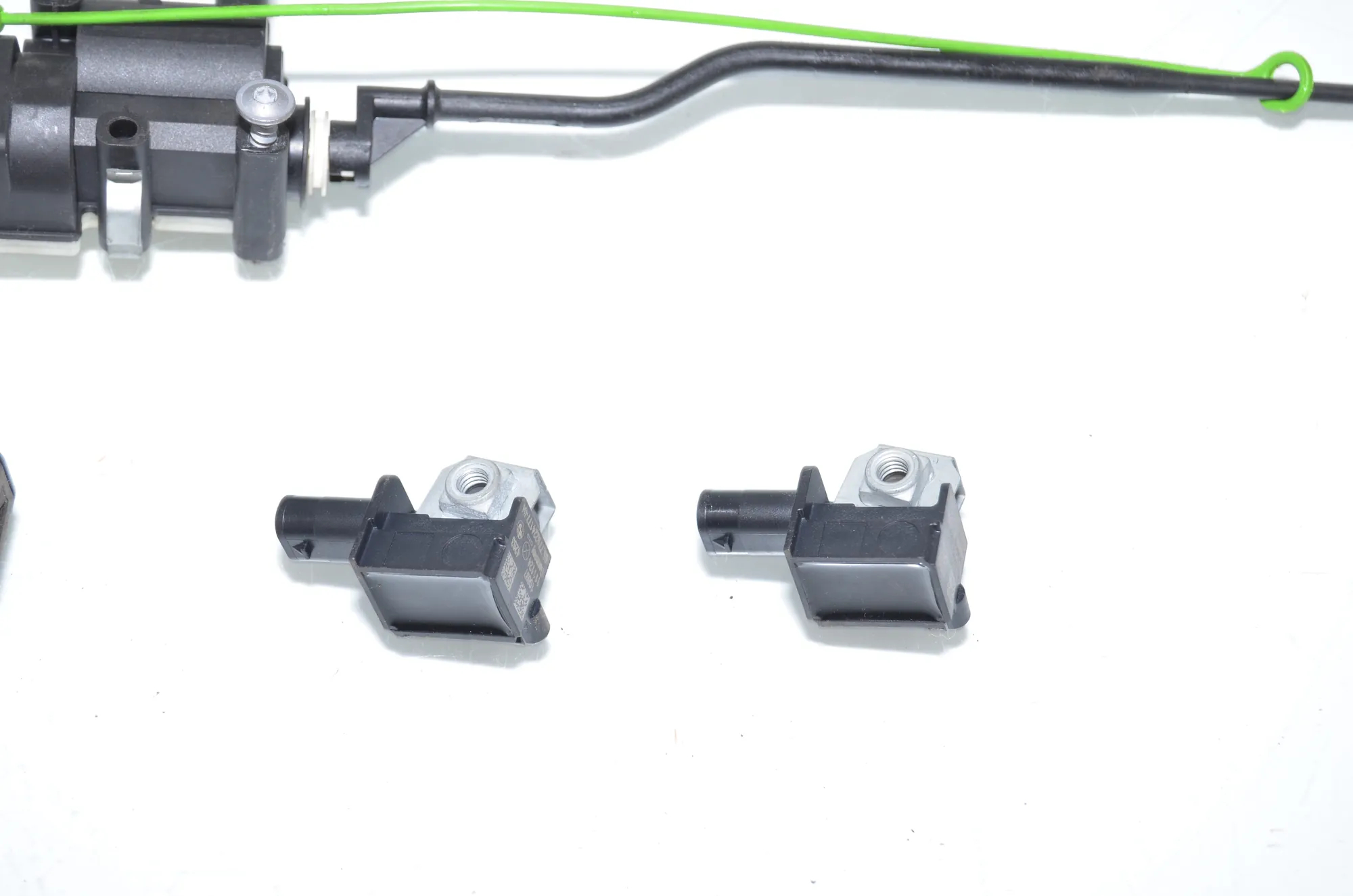 Rear Left Impact Sensor – OEM 9224177 · BMW 5 Touring (F11) 535 d 2011 – 3