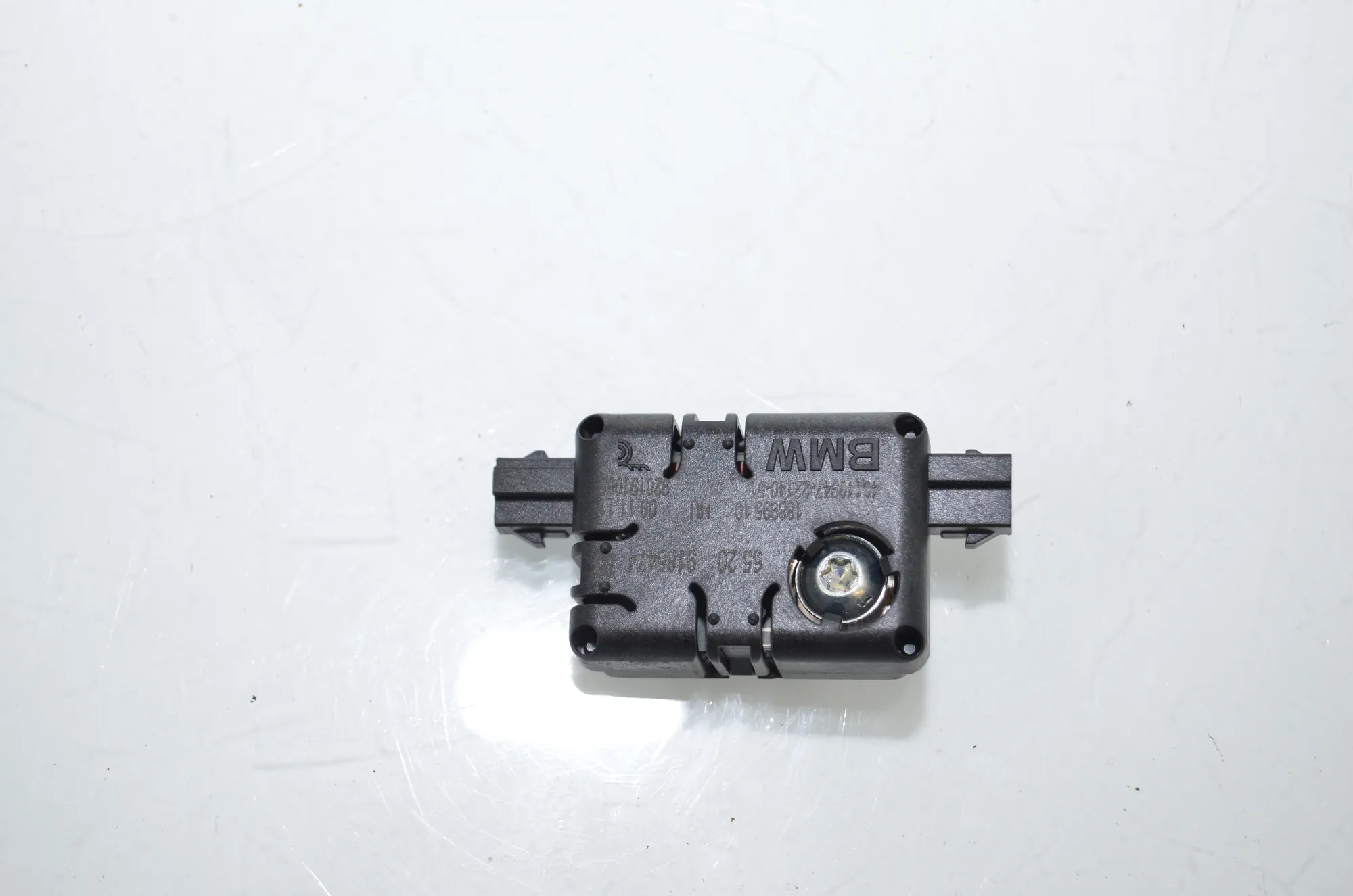 Antenna – OEM 9220832 · BMW 5 Touring (F11) 535 d 2011 – 5