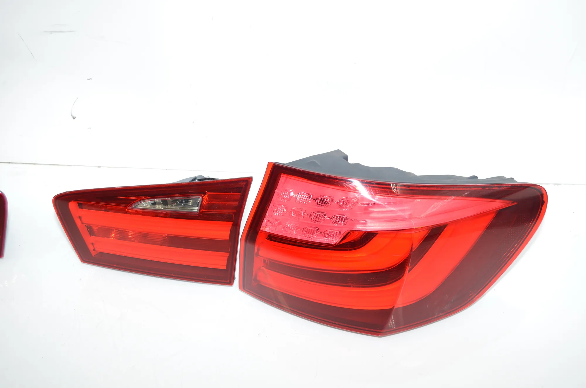 Rear Tail Light Set – OEM 7203227 · BMW 5 Touring (F11) 535 d 2011 – 2