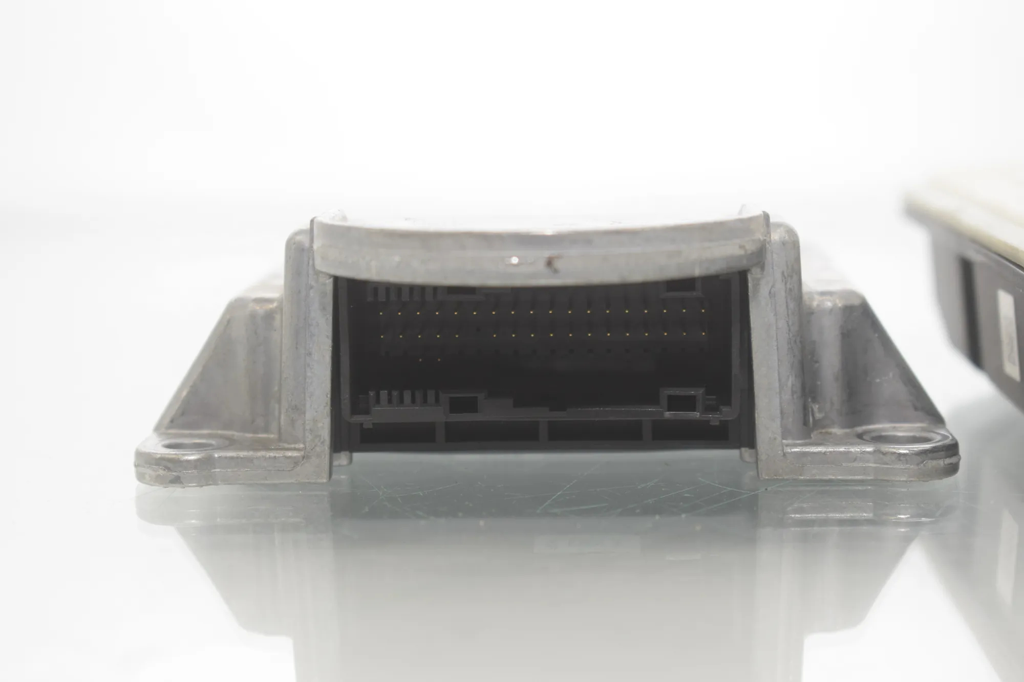 SRS Control Unit – OEM 9253637 · BMW 5 Touring (F11) 535 d 2011 – 3