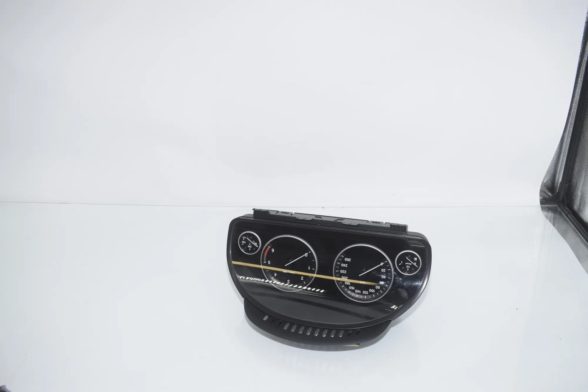 Instrument Cluster Speedometer – OEM 9280483 · BMW 5 Touring (F11) 535 d 2011 – 3