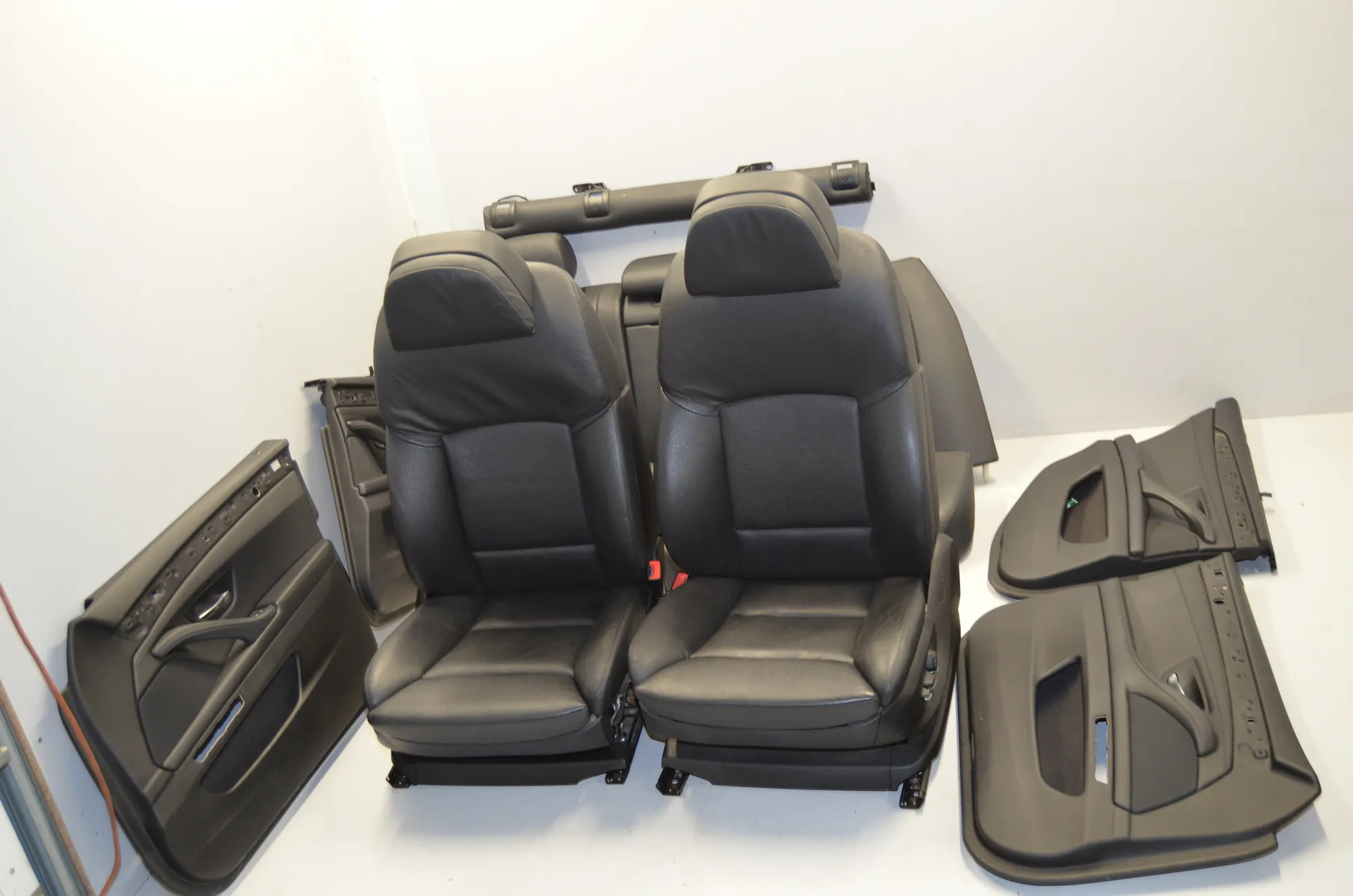 Seat set · BMW 5 Touring (F11) 535 d 2011
