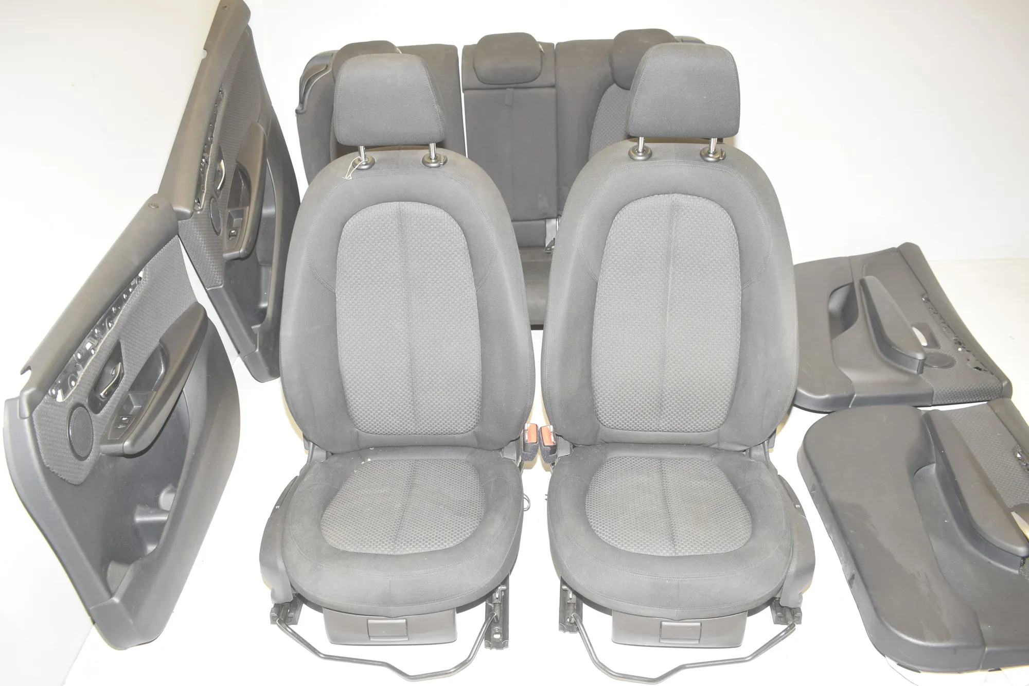Seat set · BMW 2 Gran Tourer (F46) 216 d 2015 – 3