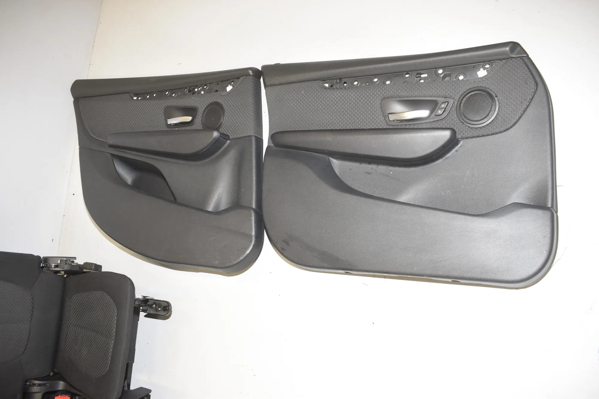 Seat set · BMW 2 Gran Tourer (F46) 216 d 2015 – 9