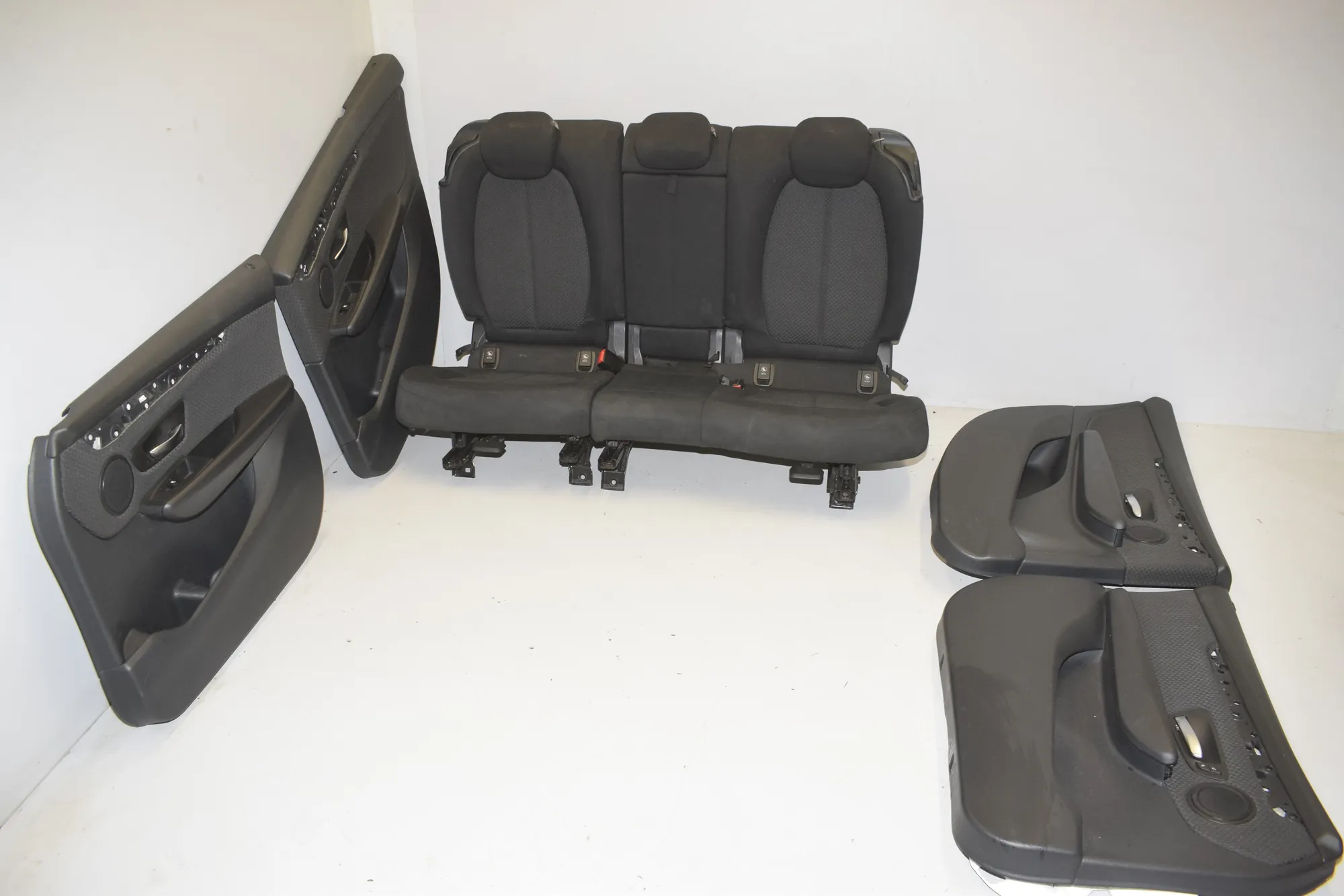 Seat set · BMW 2 Gran Tourer (F46) 216 d 2015 – 7
