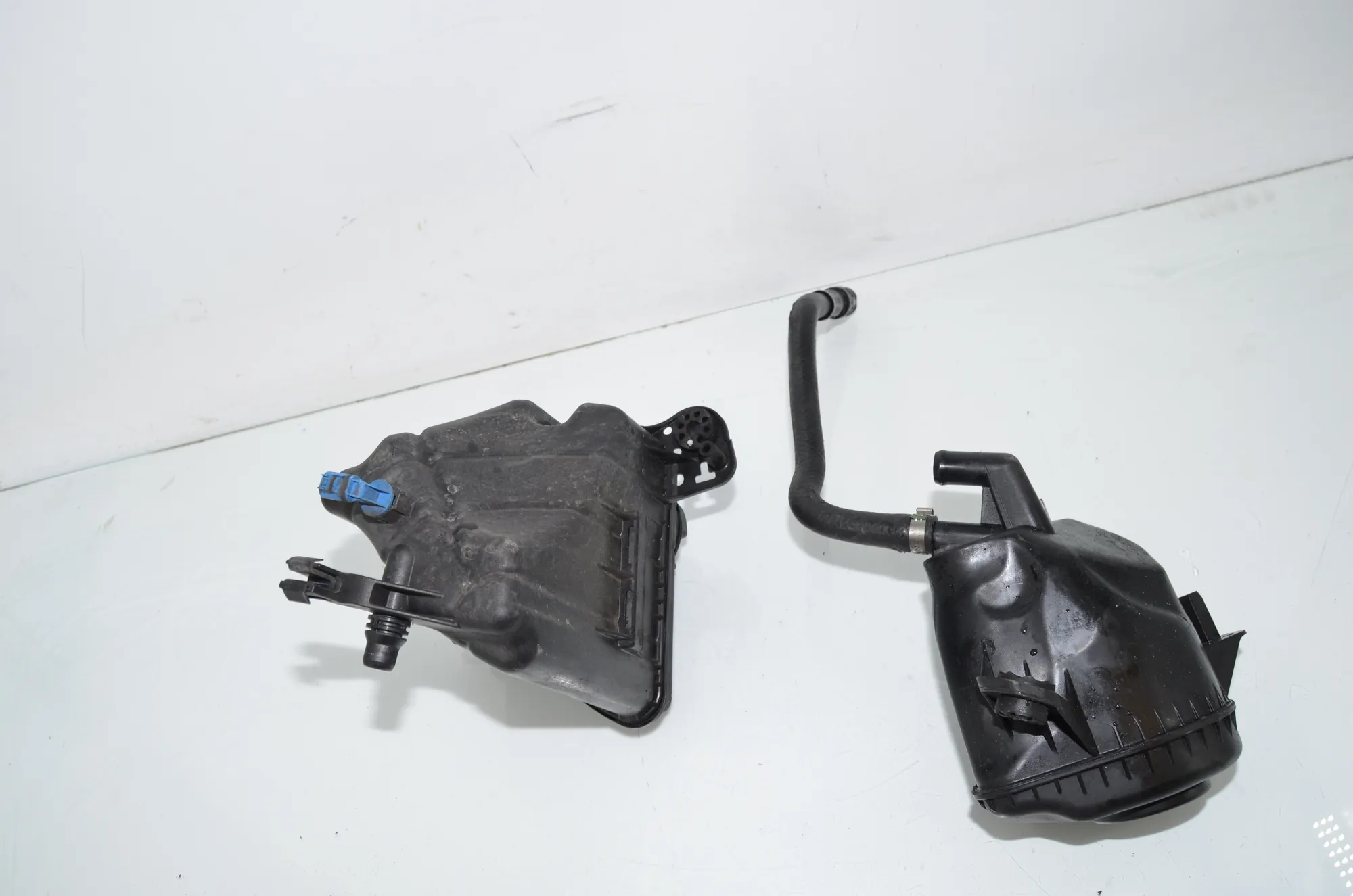 Expansion Tank – OEM 6782941 · BMW 5 Gran Turismo (F07) 535 d xDrive 2014 – 3