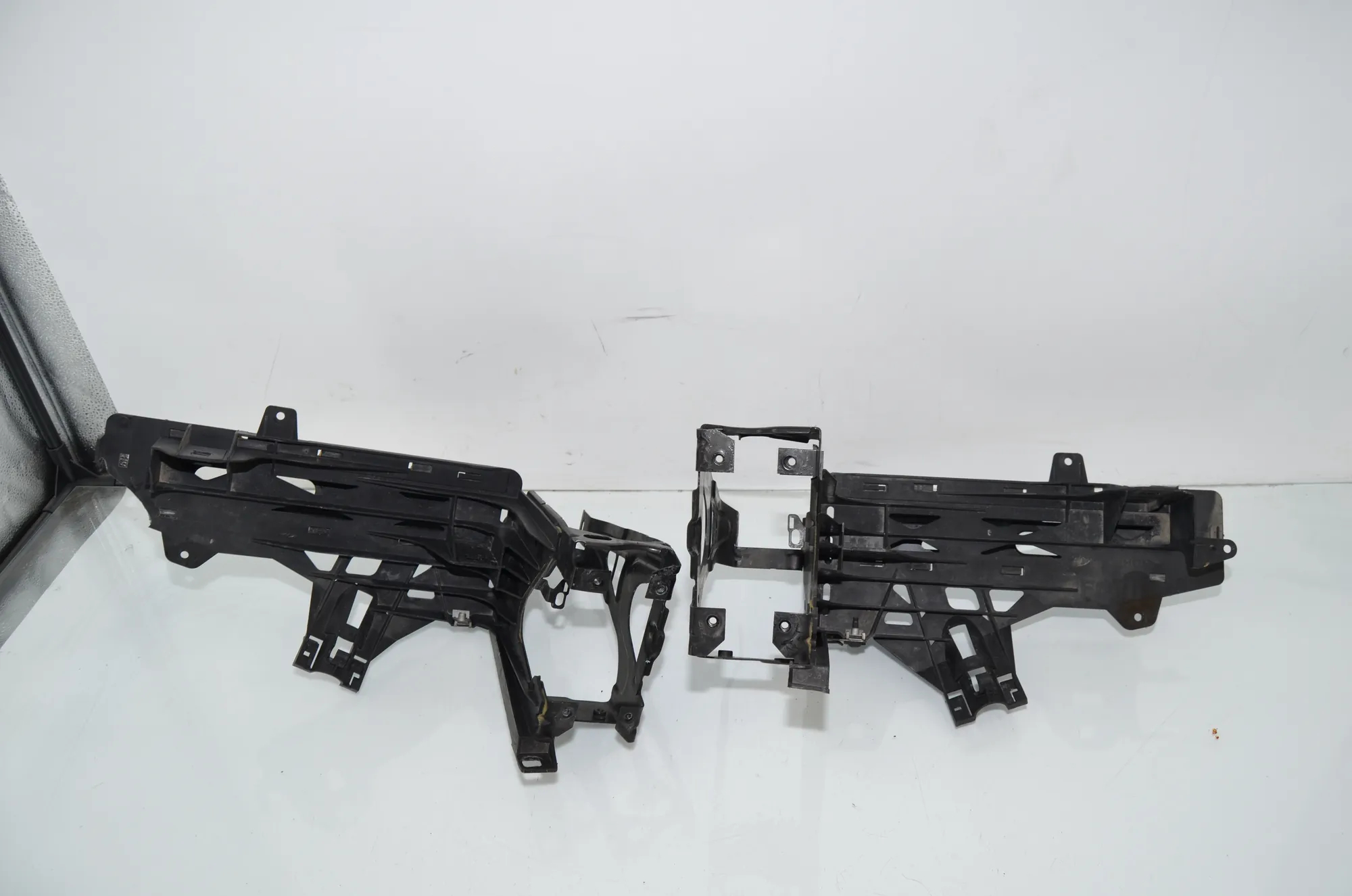 Bracket – OEM 5A986C3 · BMW 5 Gran Turismo (F07) 535 d xDrive 2014 – 2