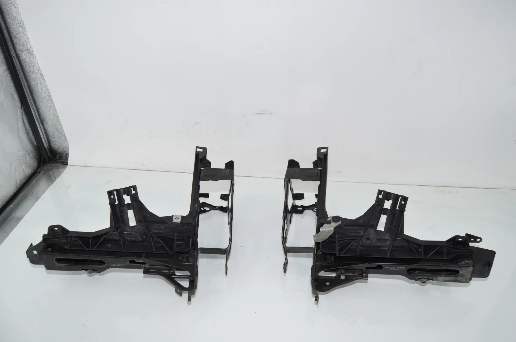Bracket – OEM 5A986C3 · BMW 5 Gran Turismo (F07) 535 d xDrive 2014 – 3
