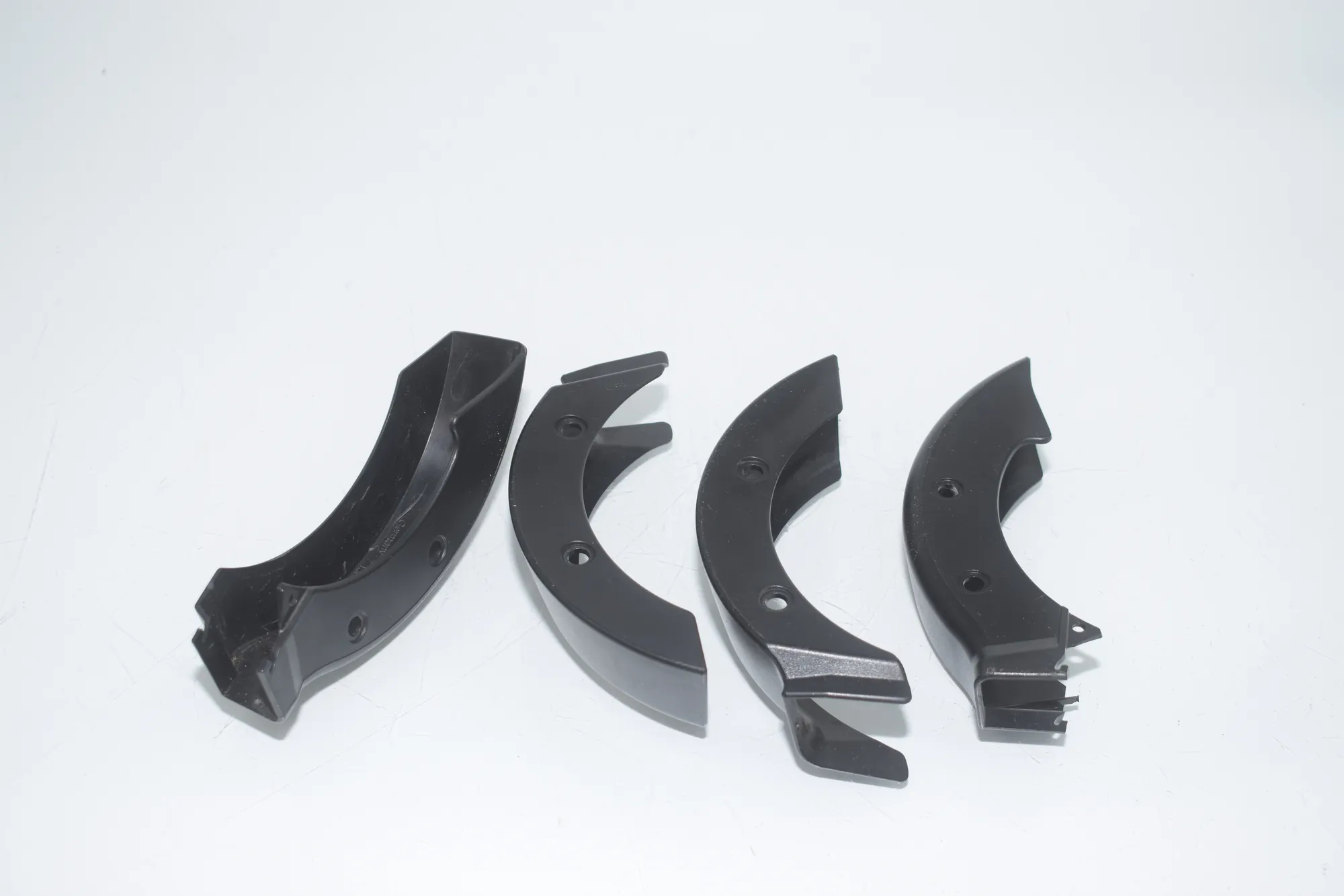 Hinge Trim – OEM 7222168 · BMW 5 Touring (F11) 535 d 2011 – 3