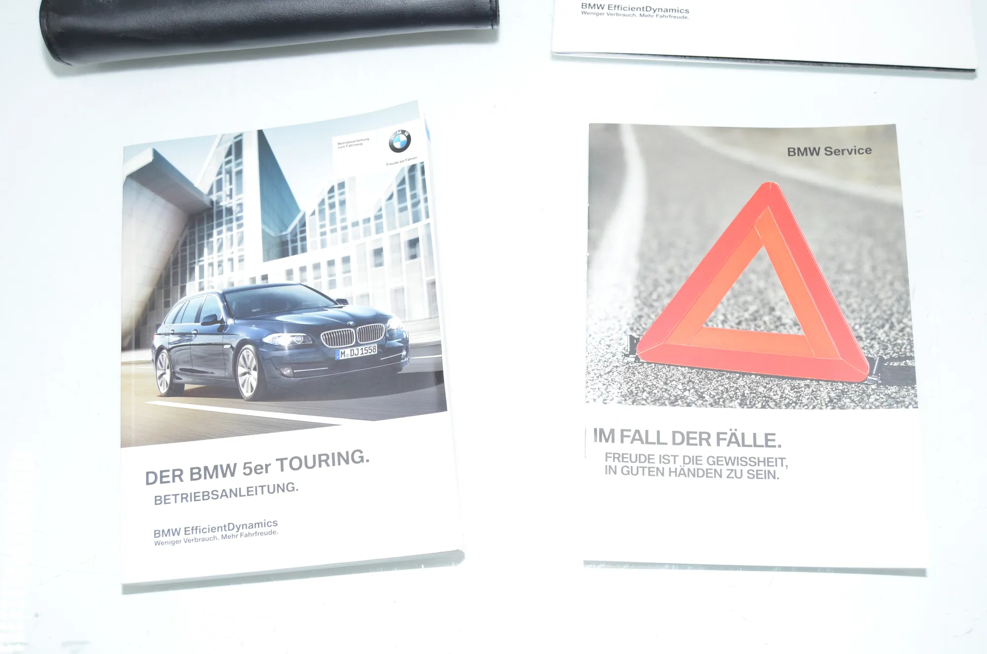 Manual Service Book – OEM 01402607906 · BMW 5 Touring (F11) 535 d 2011 – 3