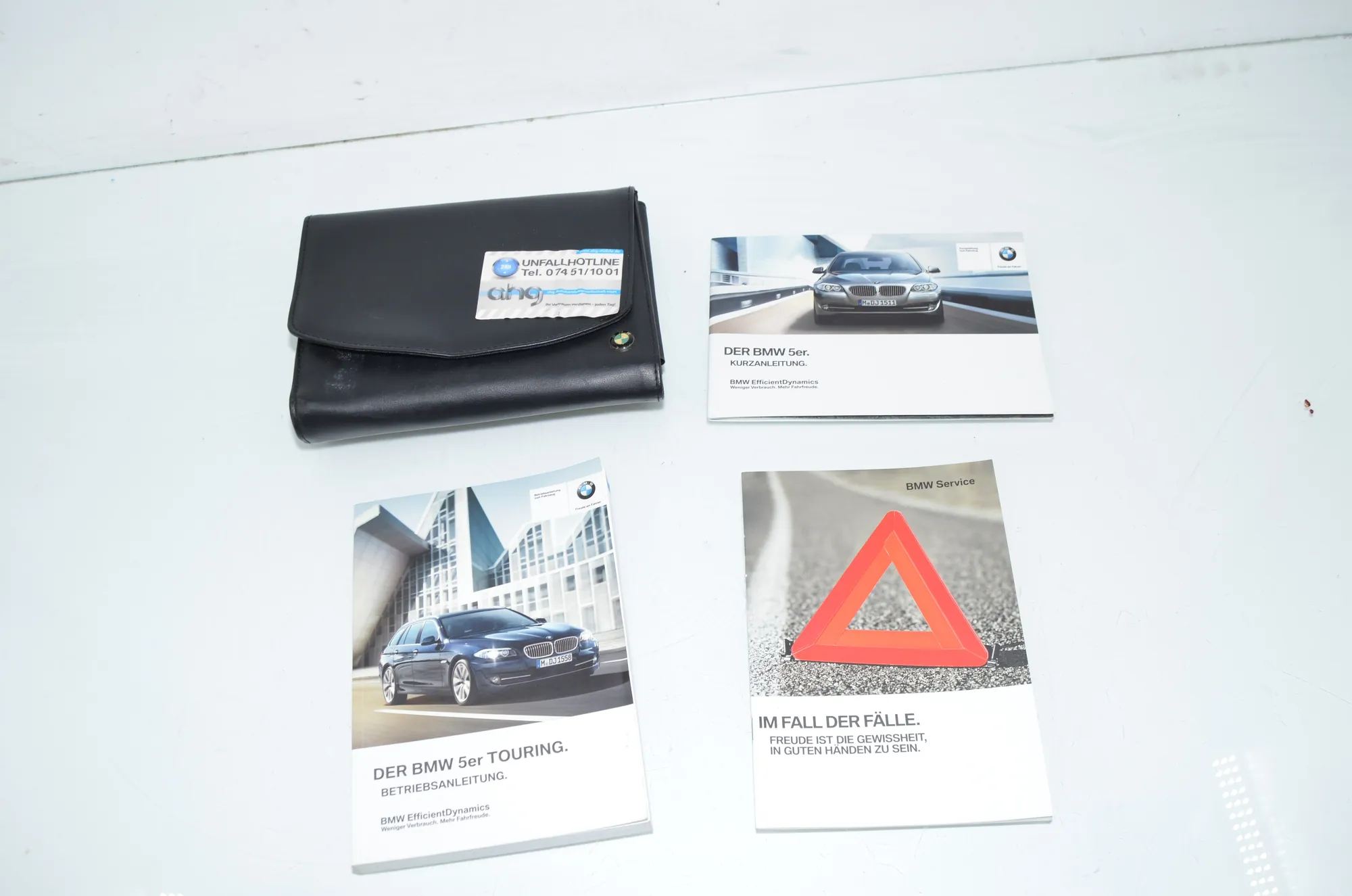 Manual Service Book – OEM 01402607906 · BMW 5 Touring (F11) 535 d 2011