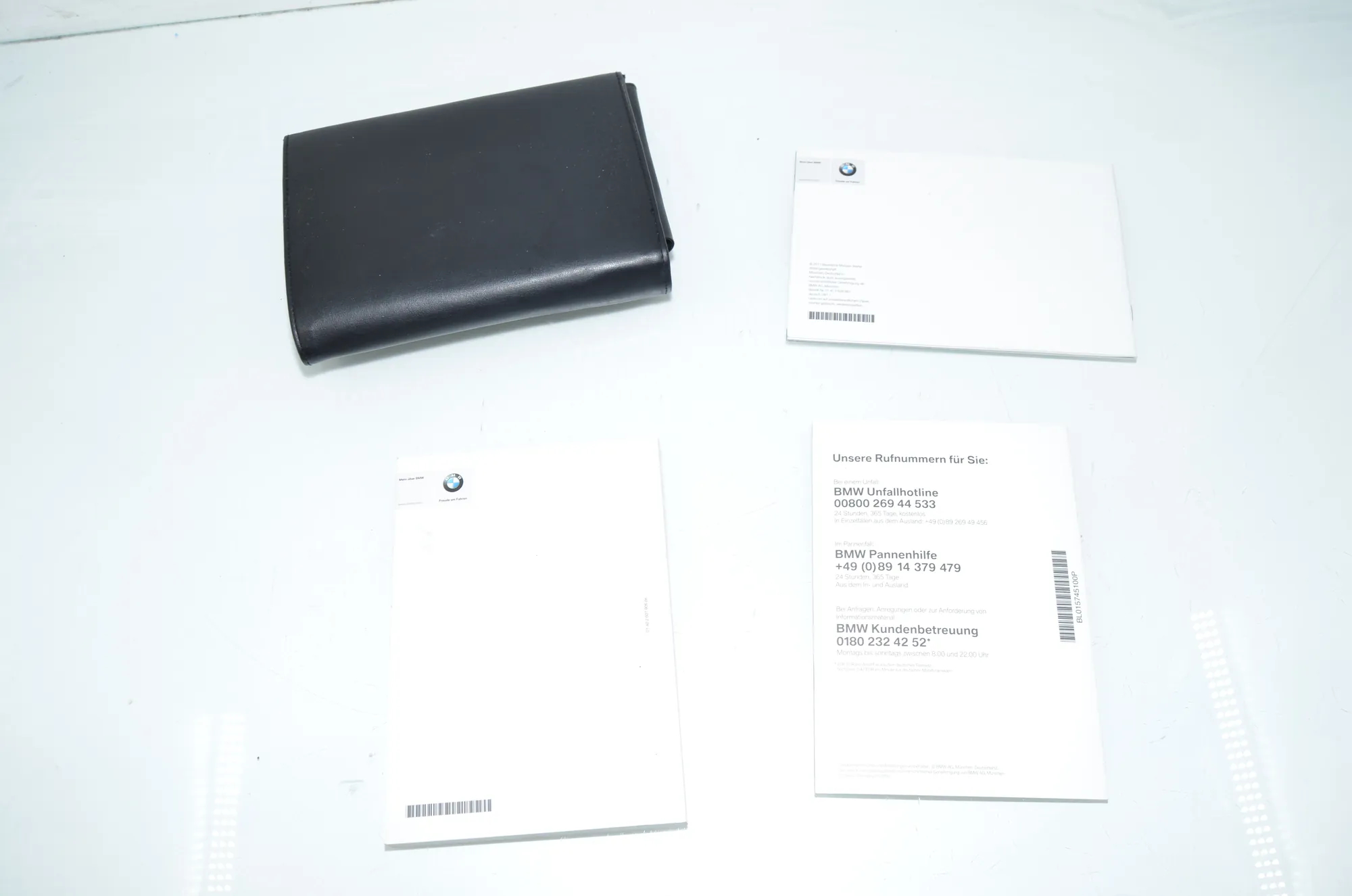 Manual Service Book – OEM 01402607906 · BMW 5 Touring (F11) 535 d 2011 – 4