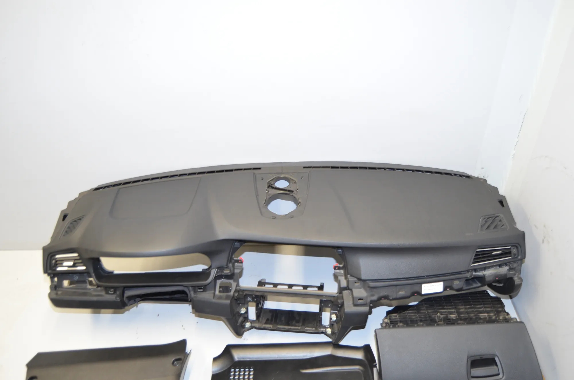 Dashboard – OEM 9207381 · BMW 5 Touring (F11) 535 d 2011 – 2