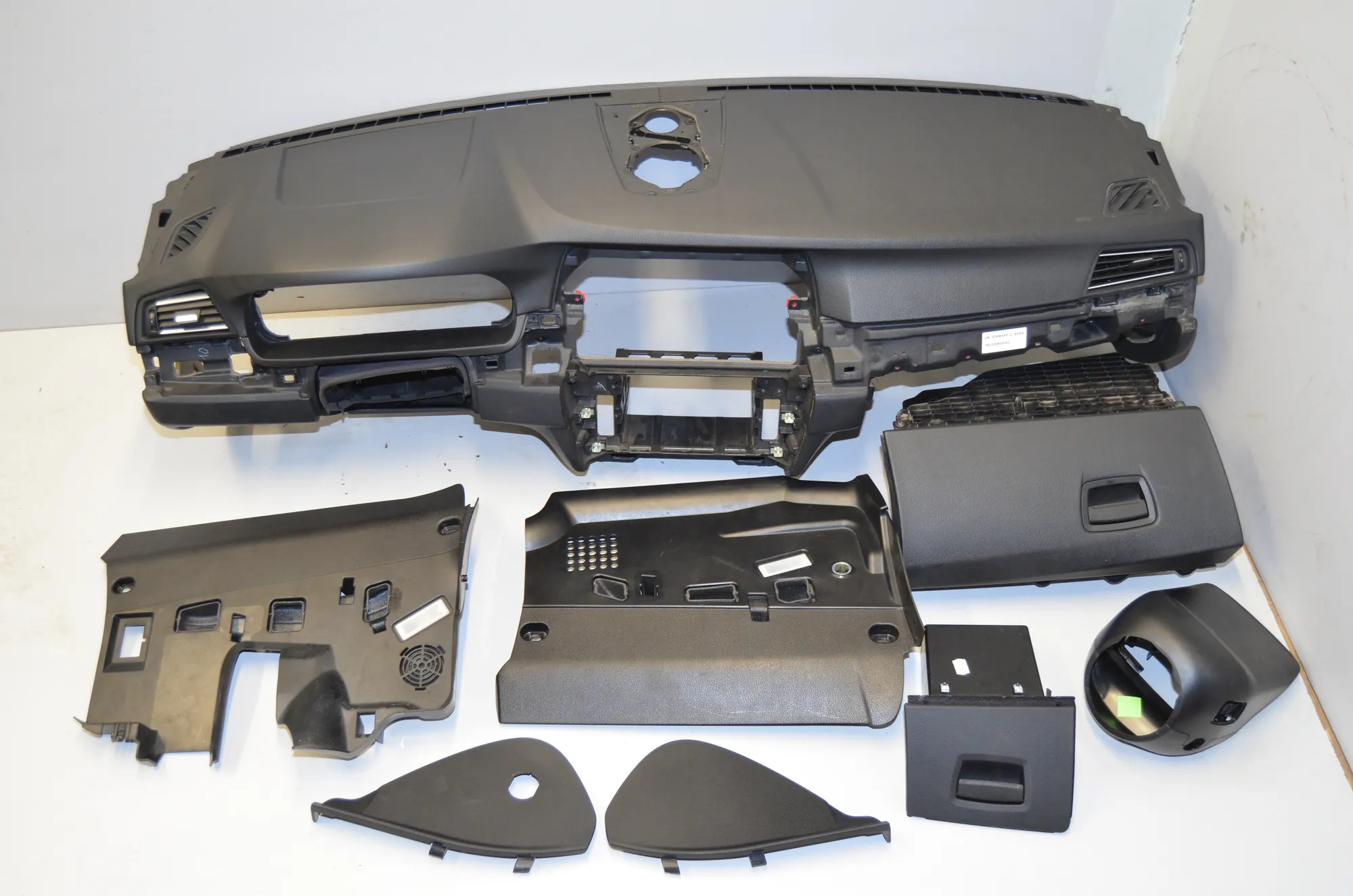Dashboard – OEM 9207381 · BMW 5 Touring (F11) 535 d 2011