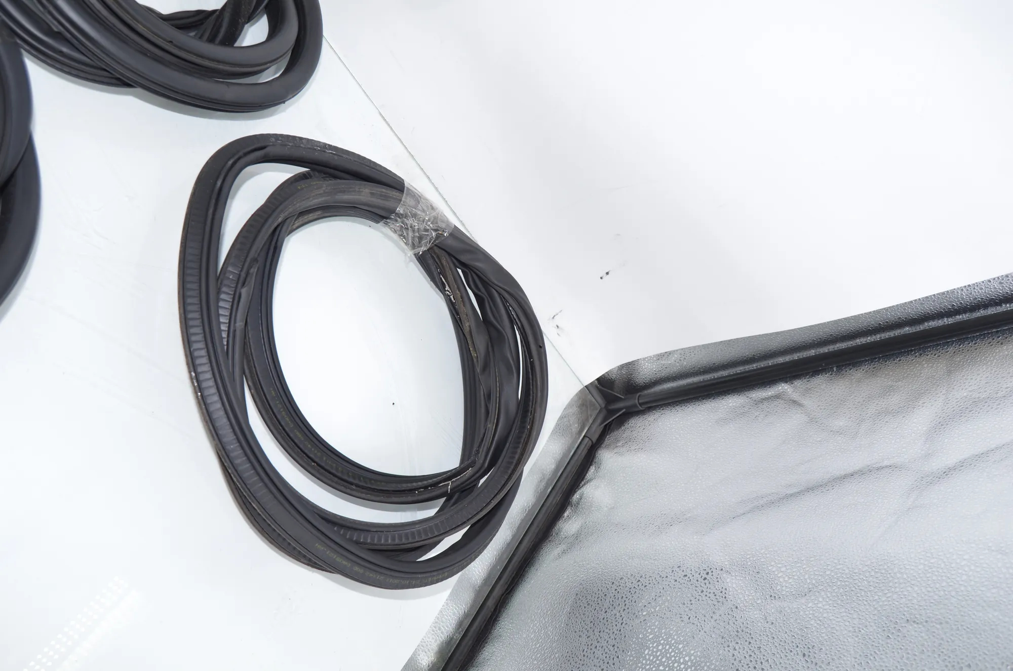 Front Right Door Seal Rubber – OEM 7182269 · BMW 5 Touring (F11) 535 d 2011 – 4