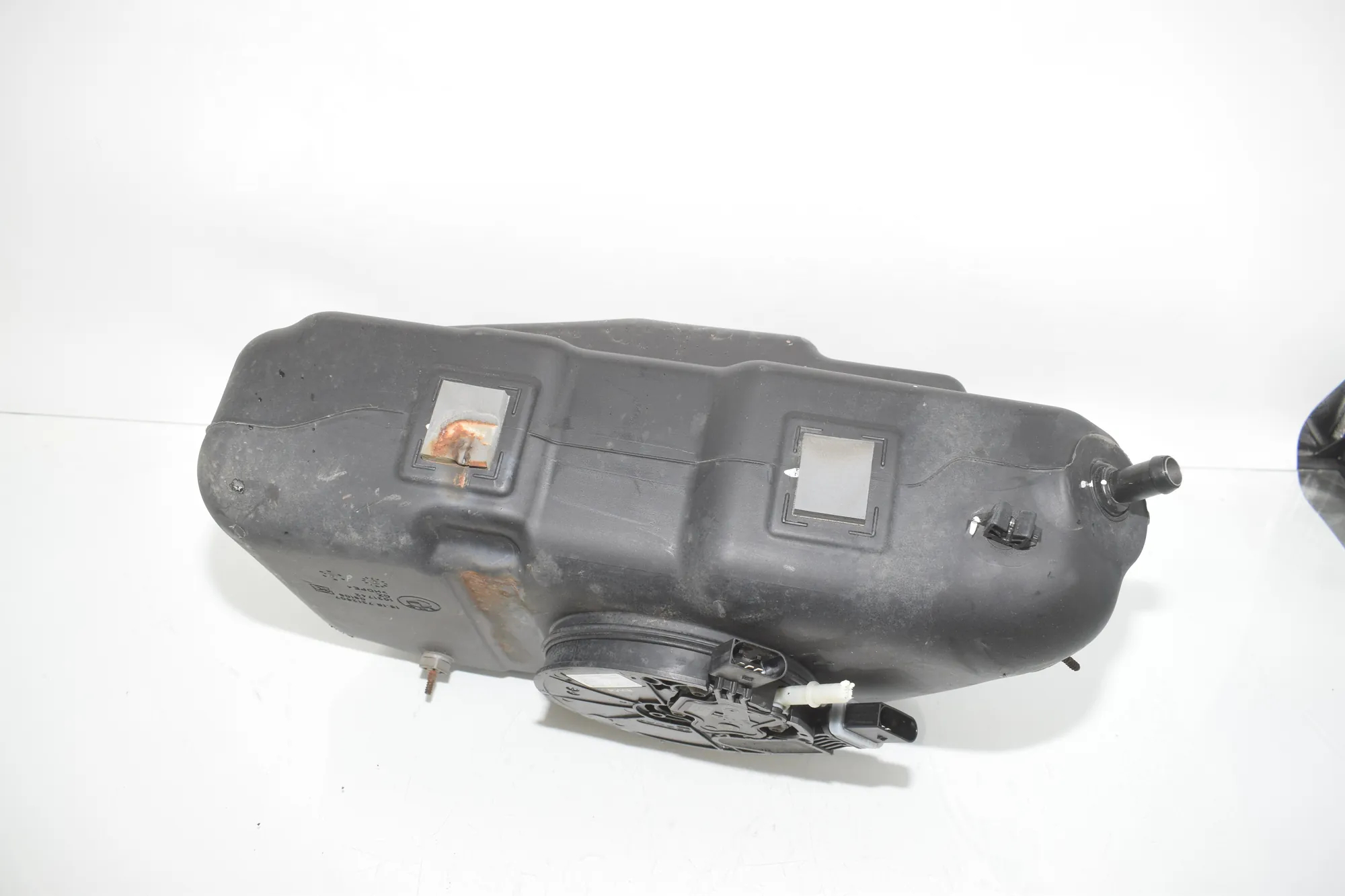 AdBlue Tank – OEM 7212607 · BMW 5 Gran Turismo (F07) 535 d xDrive 2014 – 2