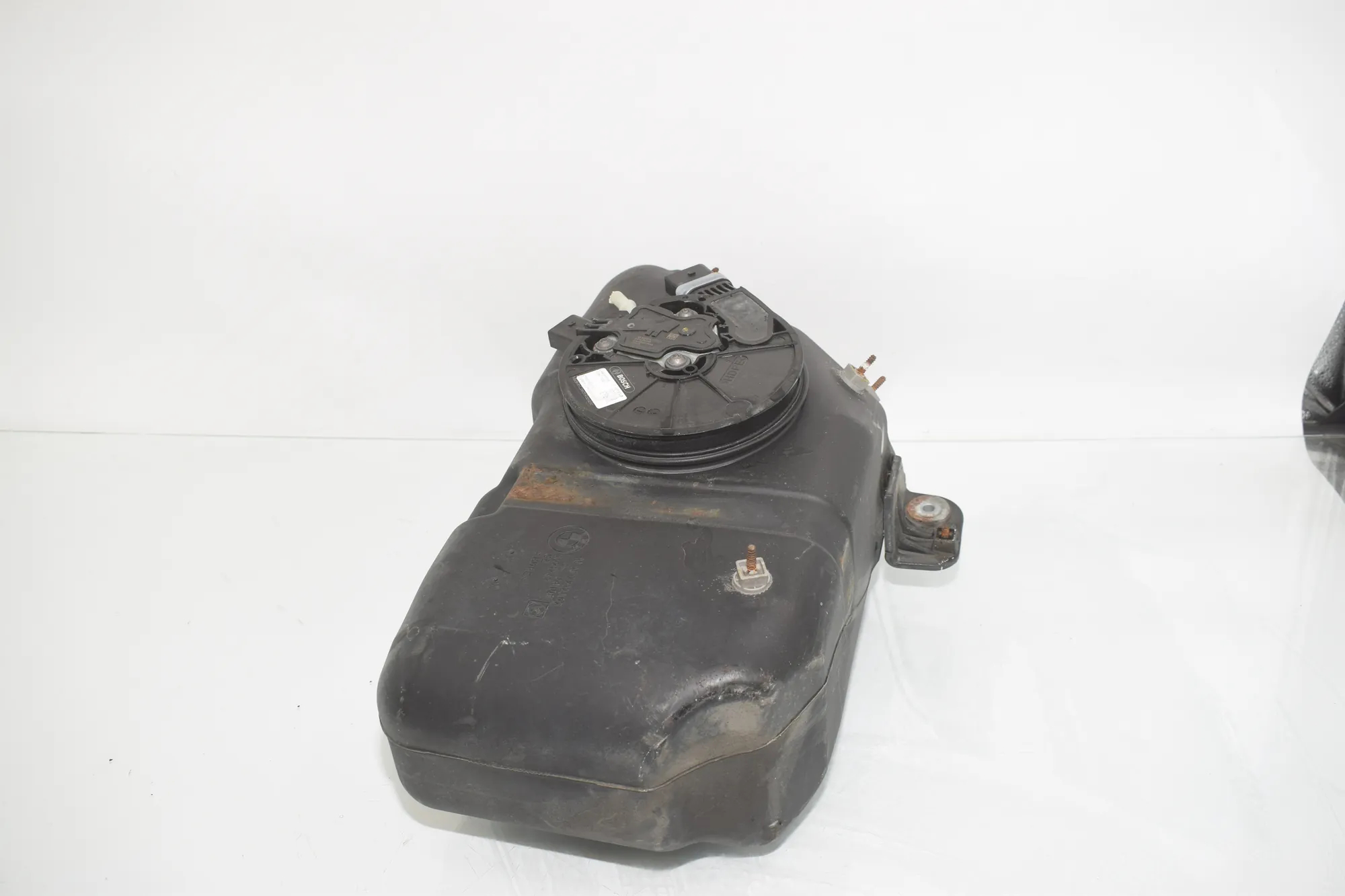 AdBlue Tank – OEM 7212607 · BMW 5 Gran Turismo (F07) 535 d xDrive 2014 – 4