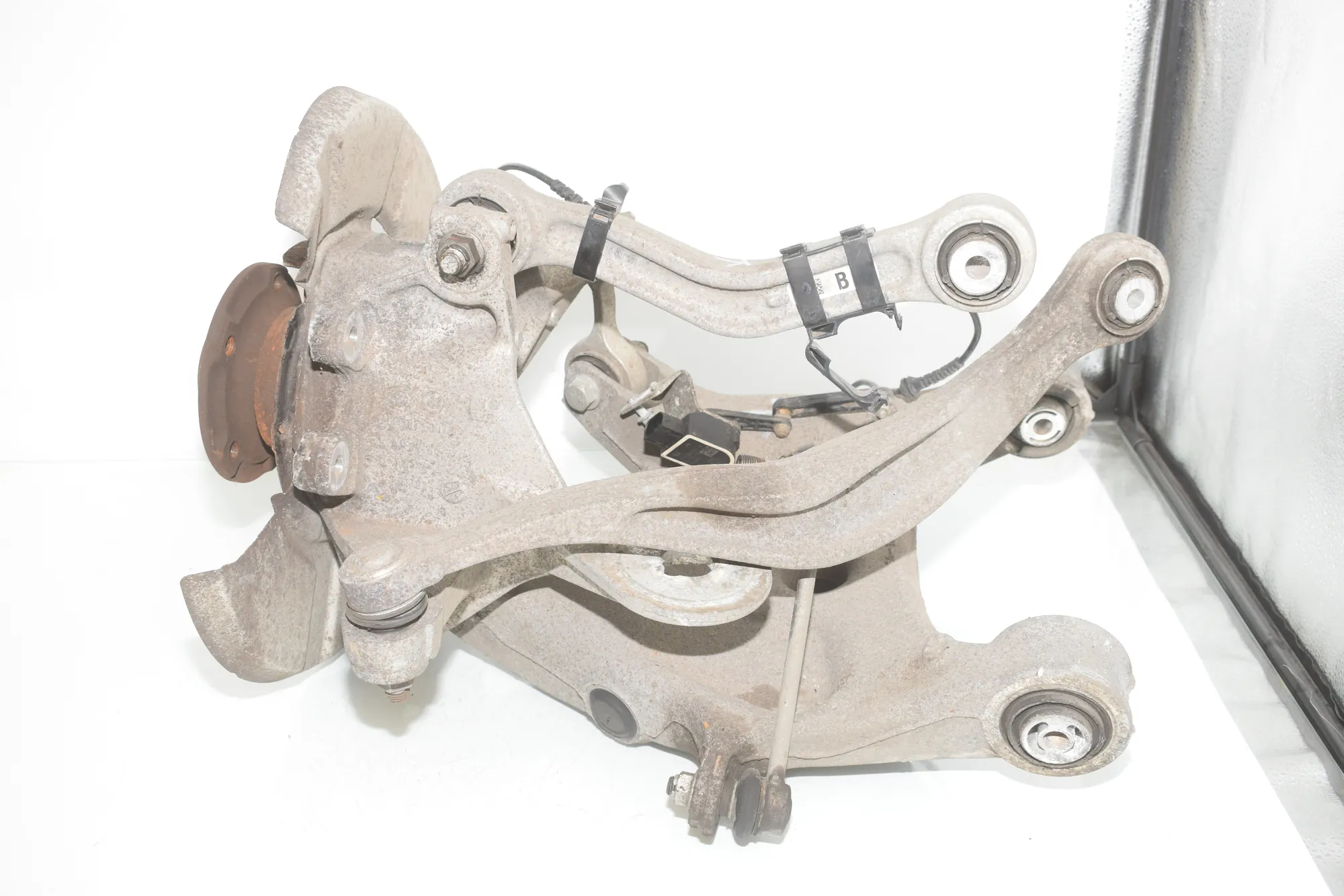 Rear Left Wheel Hub Spindle – OEM 6796509 · BMW 5 Gran Turismo (F07) 535 d xDrive 2014 – 4