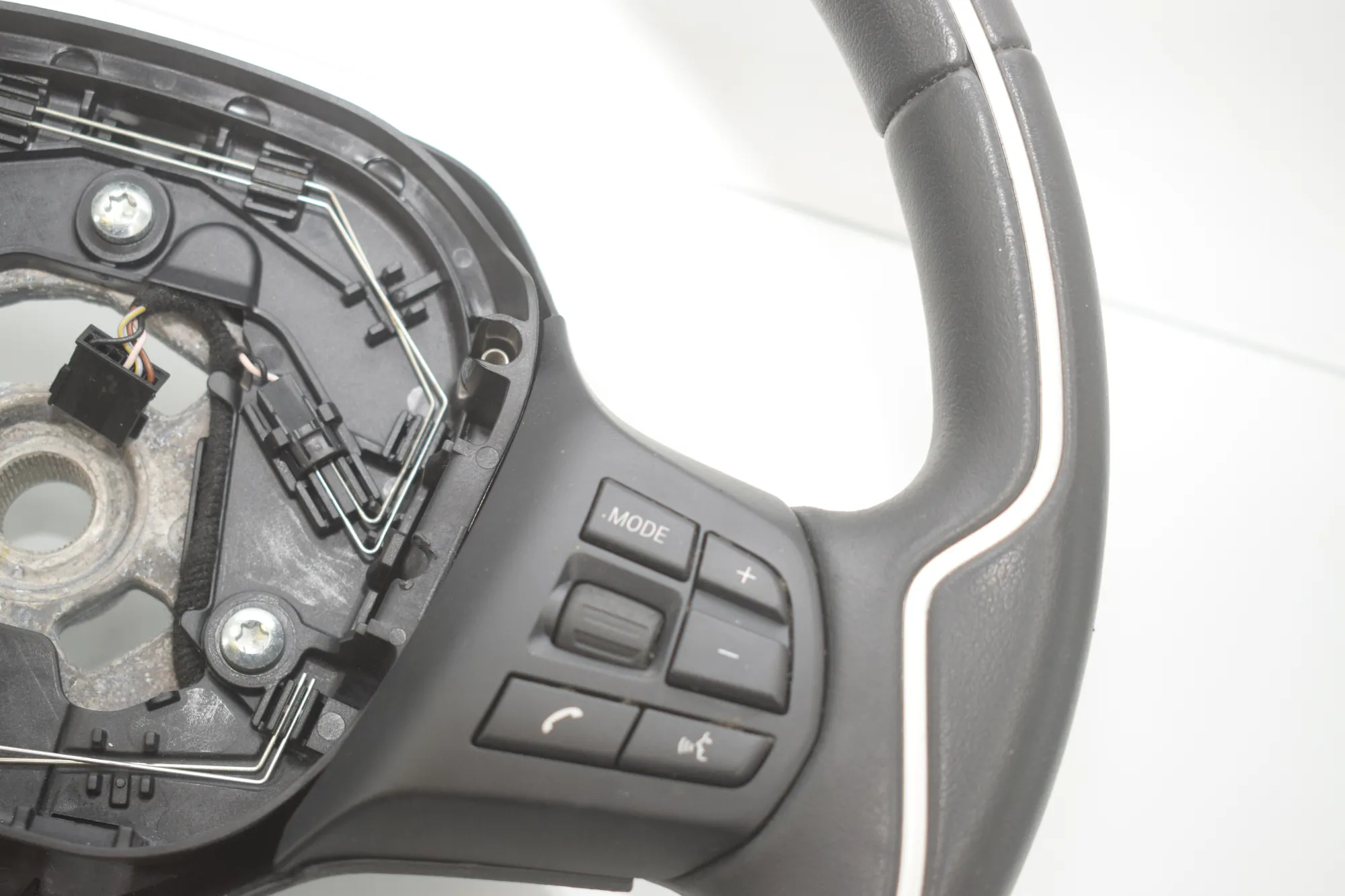 Steering Wheel – OEM 6870166 · BMW i3 (I01) s Electric 2022 – 4