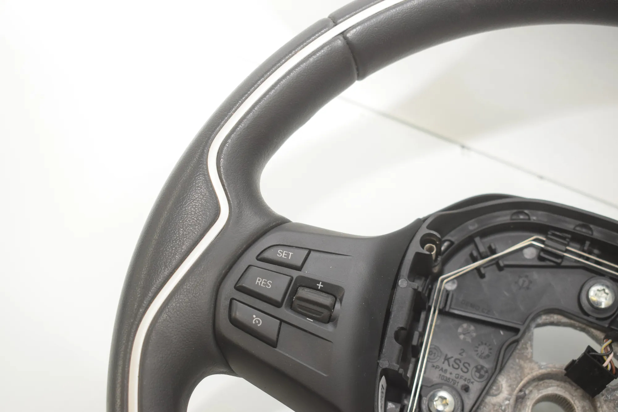 Steering Wheel – OEM 6870166 · BMW i3 (I01) s Electric 2022 – 3