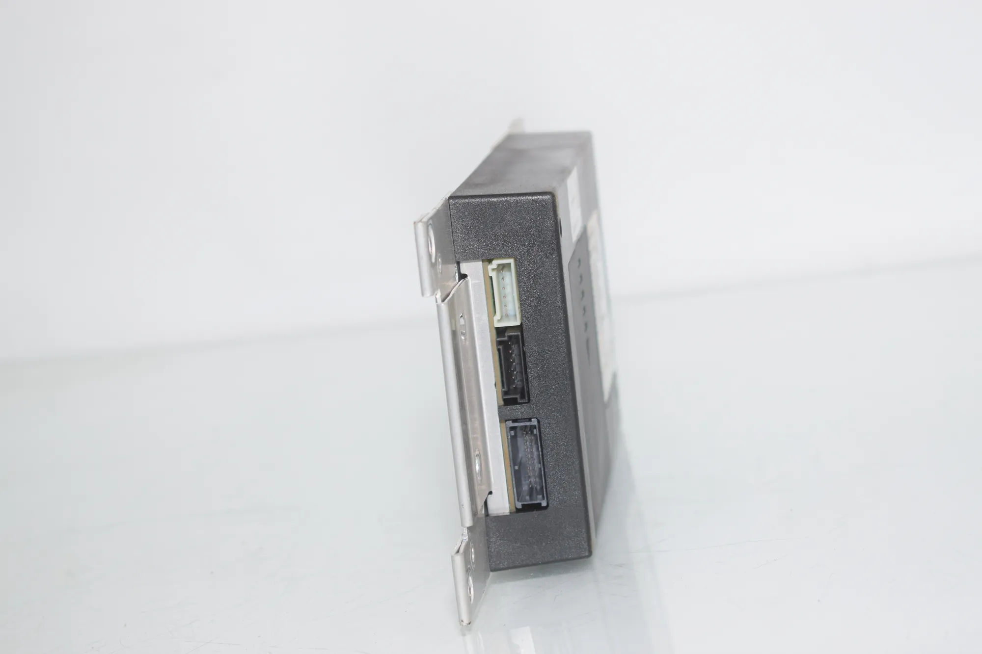 Bluetooth Control Unit – OEM 5A04A01 · BMW i3 (I01) s Electric 2022 – 3