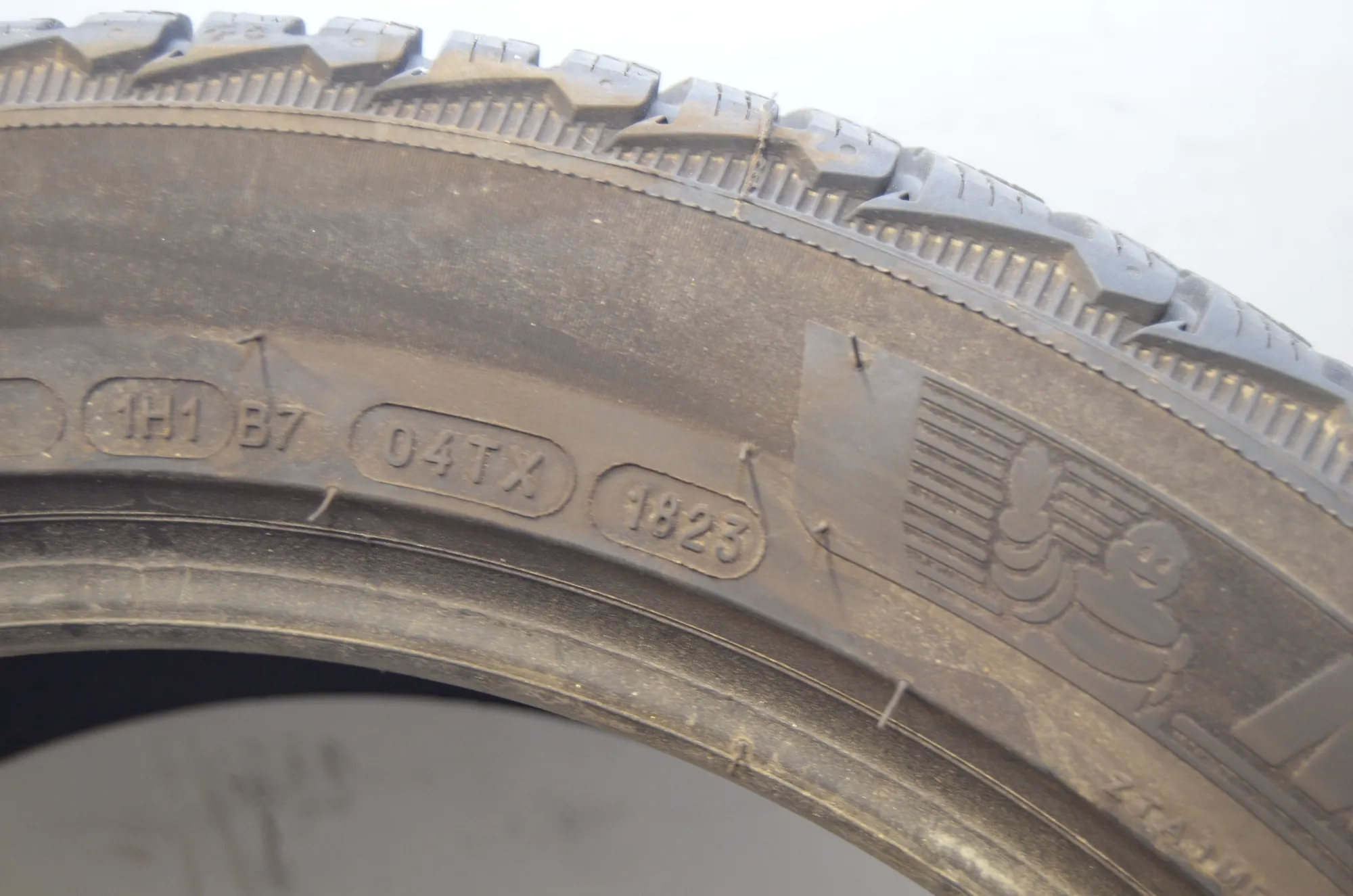 Tire · BMW 3 Touring (F31) BMW 3 Touring (F31) 325 d 2014 – 4