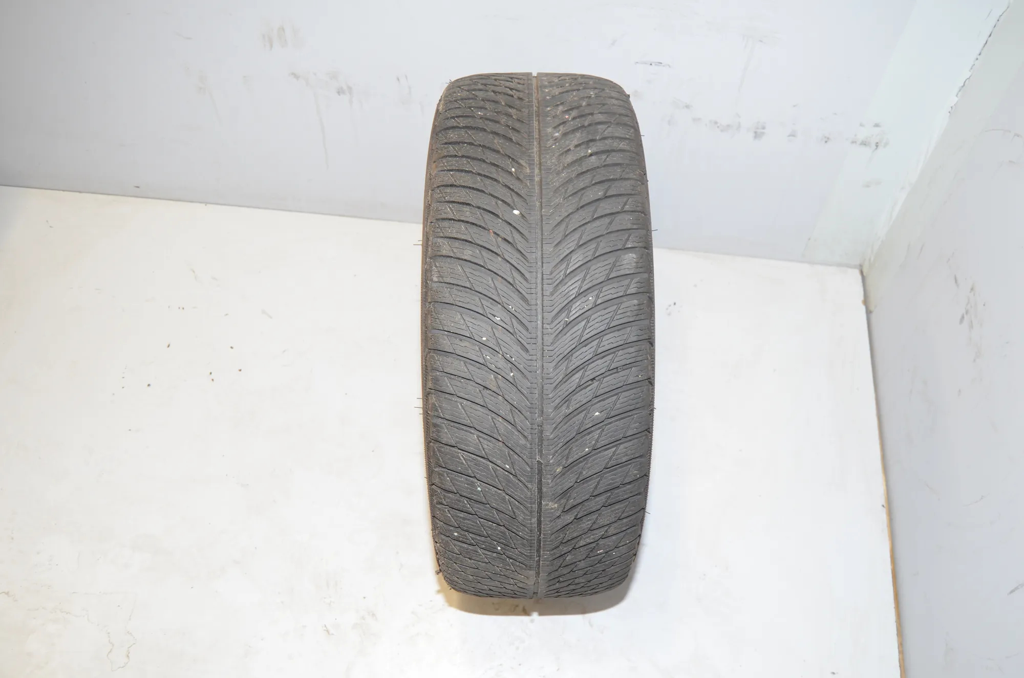 Tire · BMW 3 Touring (F31) BMW 3 Touring (F31) 325 d 2014 – 6
