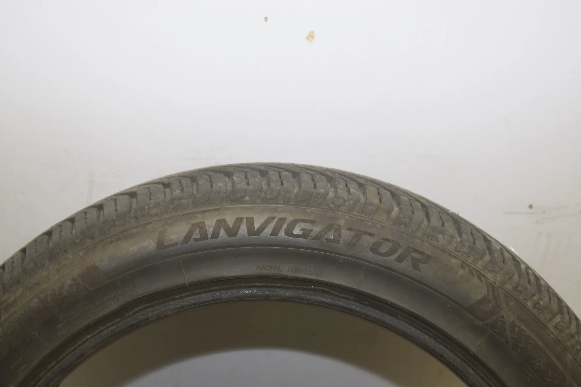 Tire · BMW 5 Gran Turismo (F07) BMW 5 Gran Turismo (F07) 520 d 2012 – 2