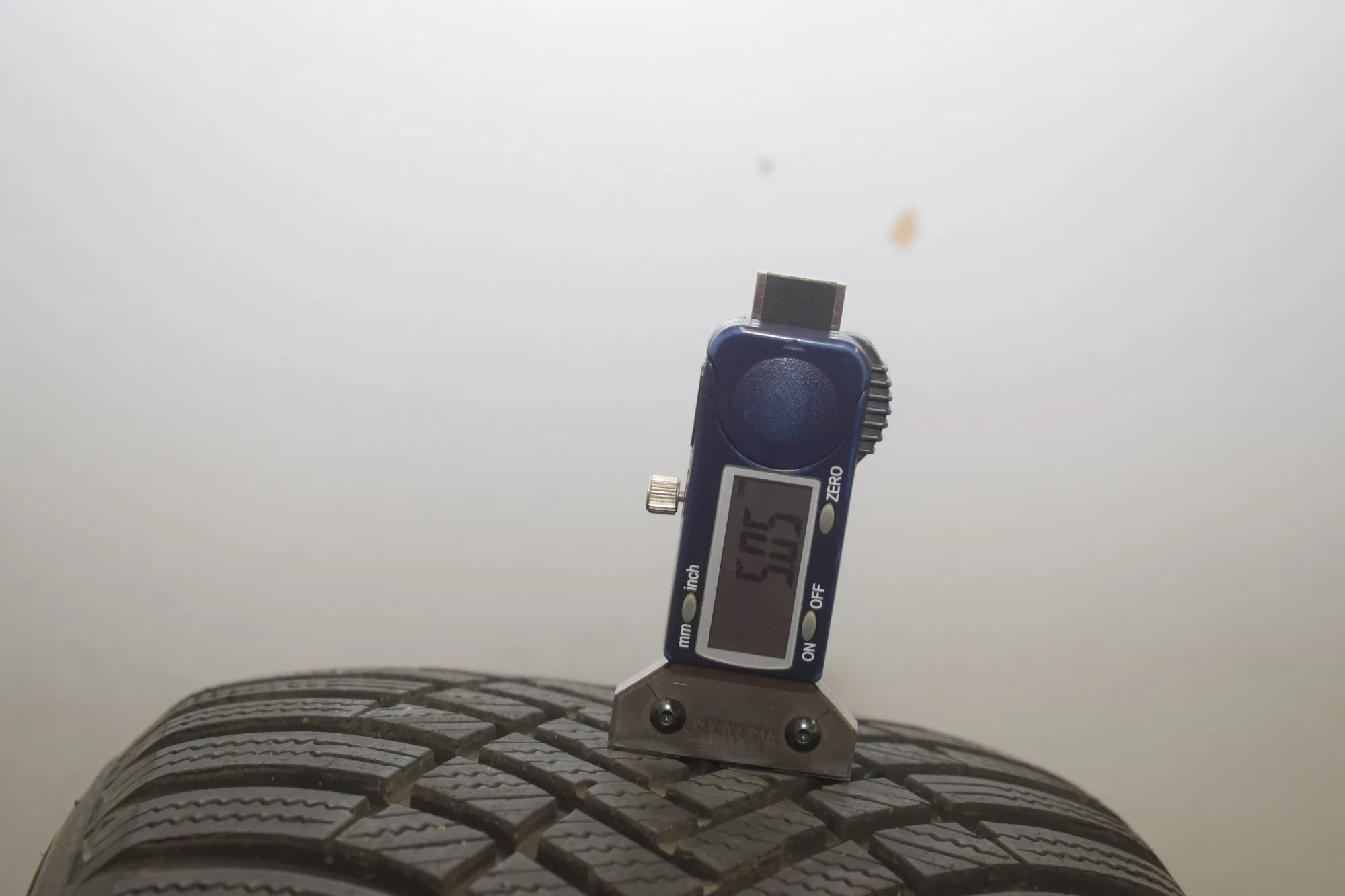 Tire · BMW 5 (F10) BMW 5 (F10) 525 d 2015 – 6