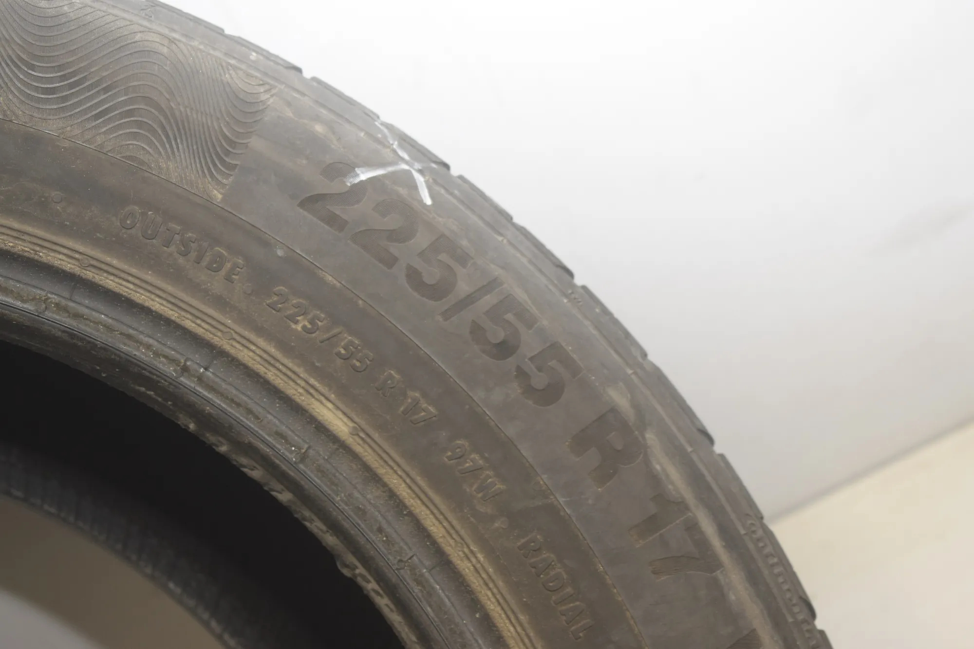 Tire · BMW 5 Touring (F11) BMW 5 Touring (F11) 518 d 2019 – 4