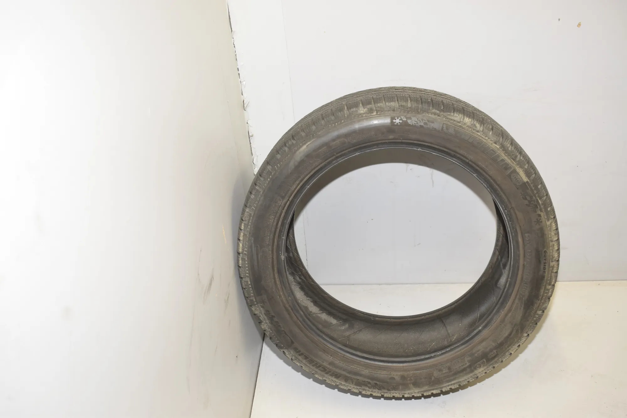 Tire · BMW 5 (F10) BMW 5 (F10) 518 d 2014