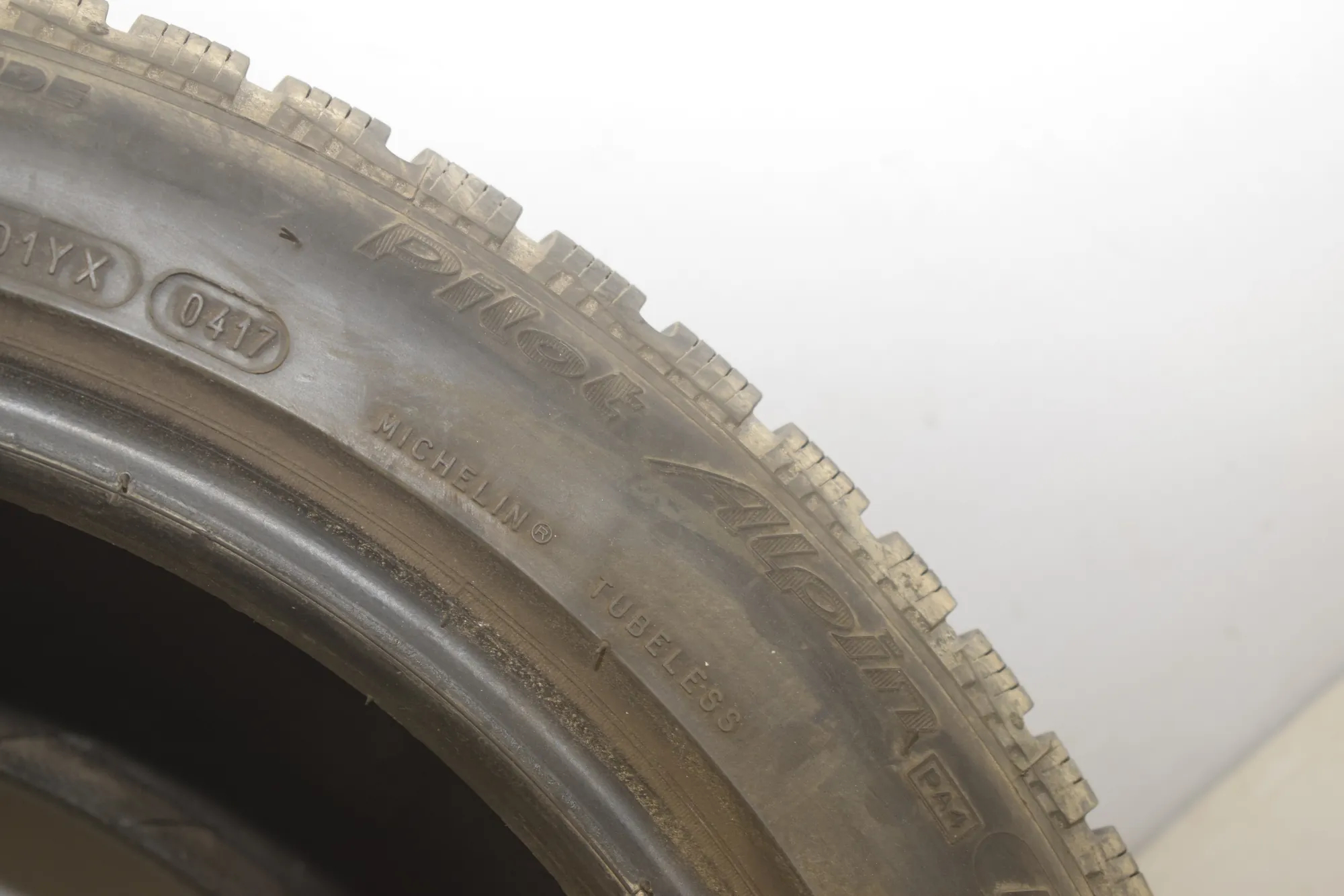 Tire · BMW 5 (F10) BMW 5 (F10) 518 d 2014 – 6