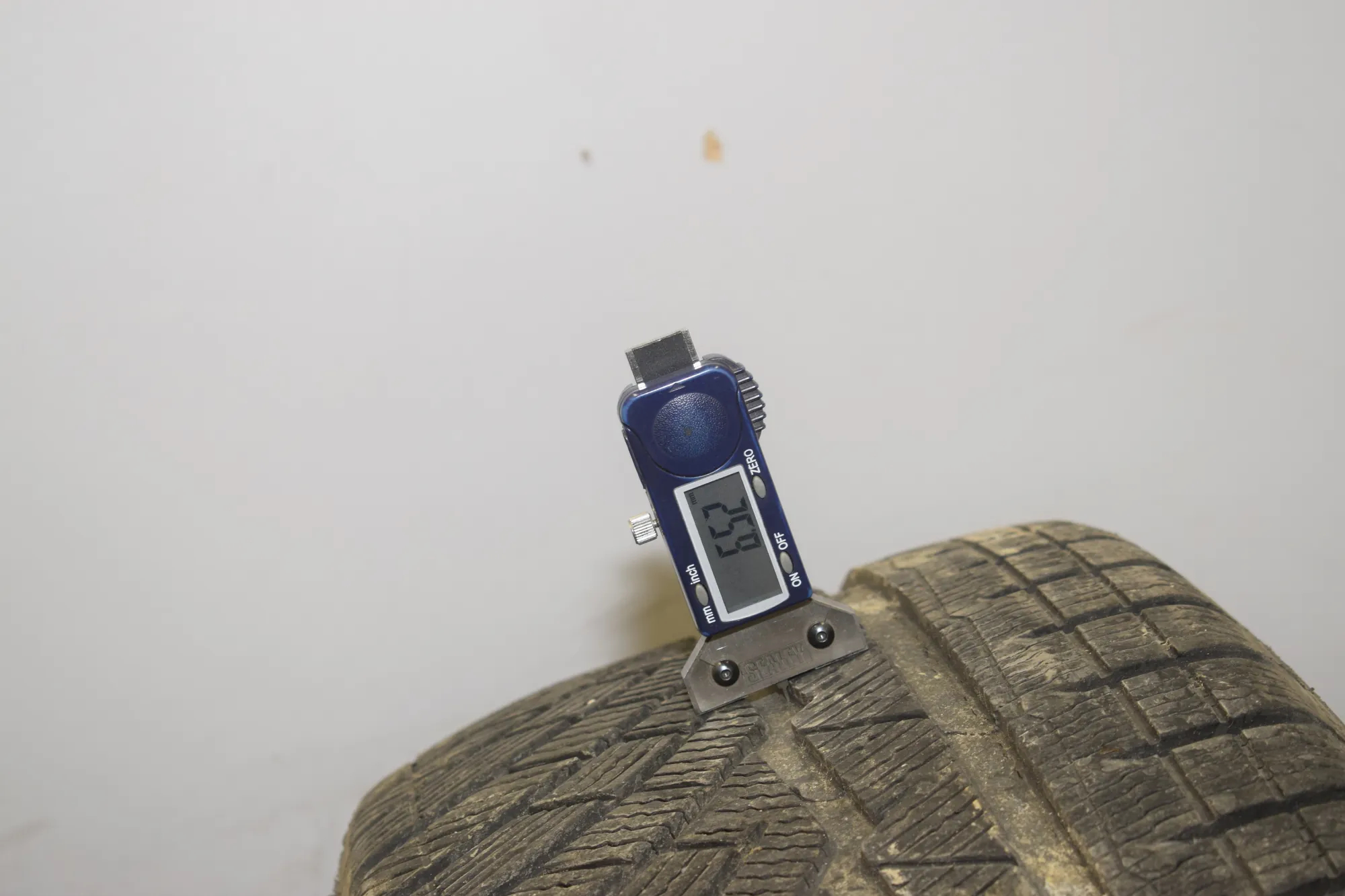 Tire · BMW 5 (F10) BMW 5 (F10) 518 d 2014 – 8