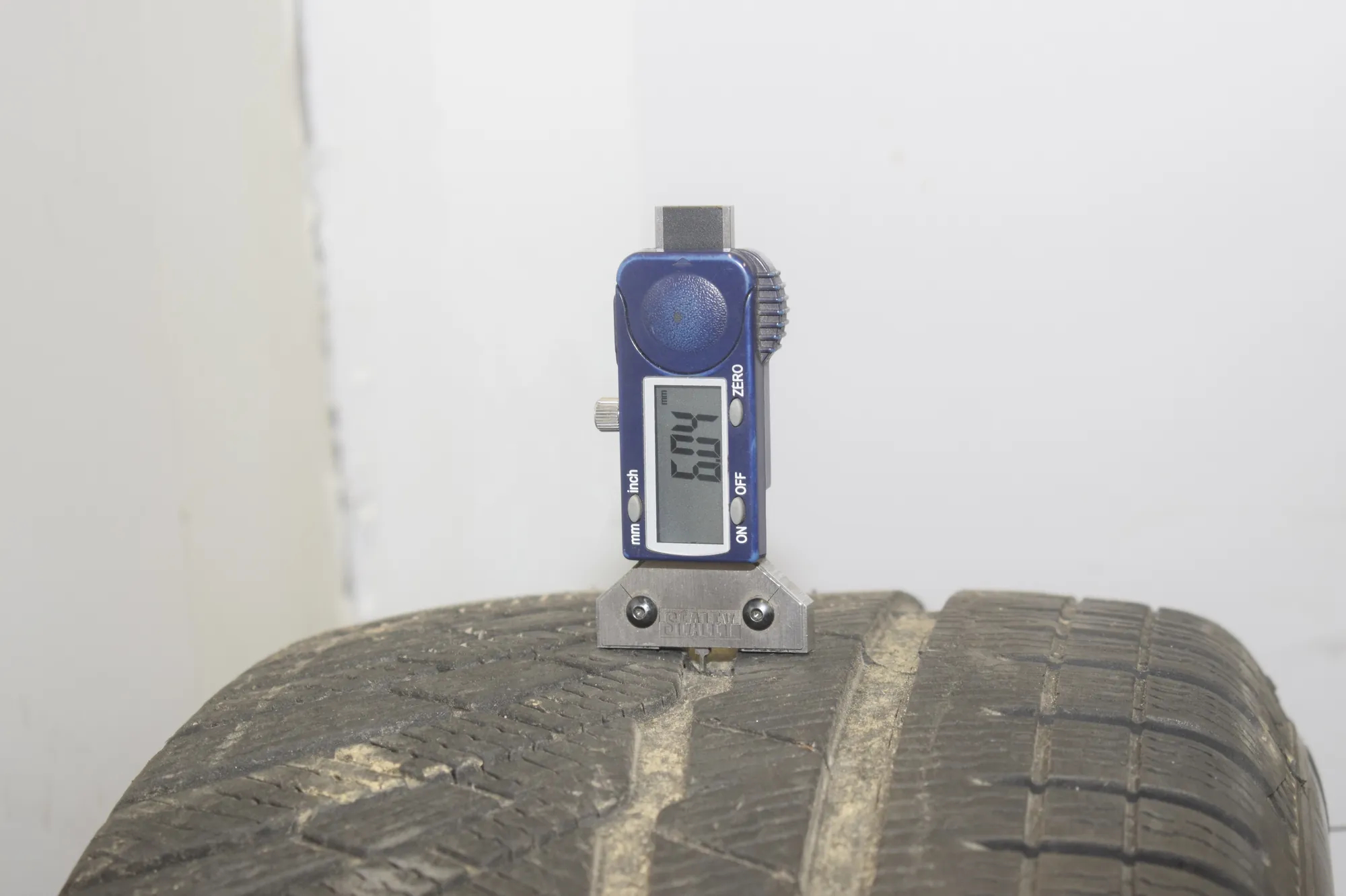 Tire · BMW 5 (F10) BMW 5 (F10) 518 d 2014 – 7