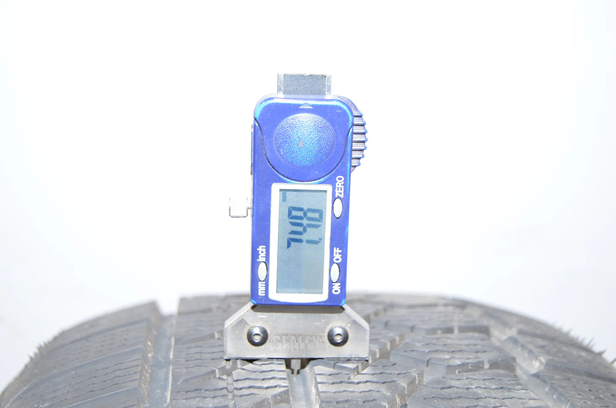 Tire · BMW 5 (F10) BMW 5 (F10) 518 d 2015 – 6