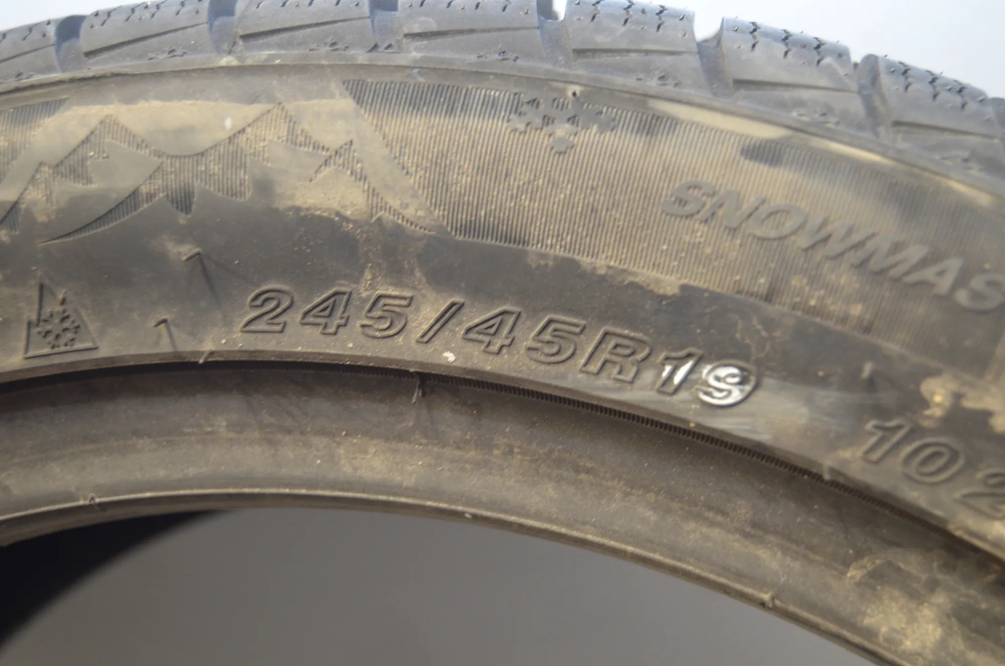 Tire · BMW 5 (F10) BMW 5 (F10) 518 d 2015 – 3