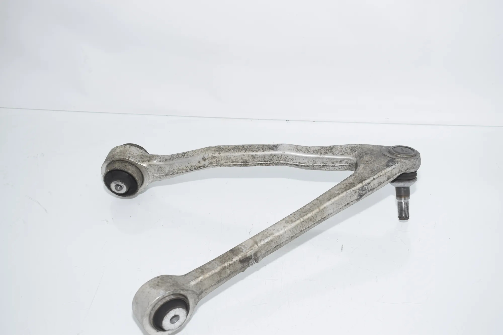 Front Left Lower Control Arm – OEM 6863739 · BMW i3 (I01) s Electric 2022 – 2
