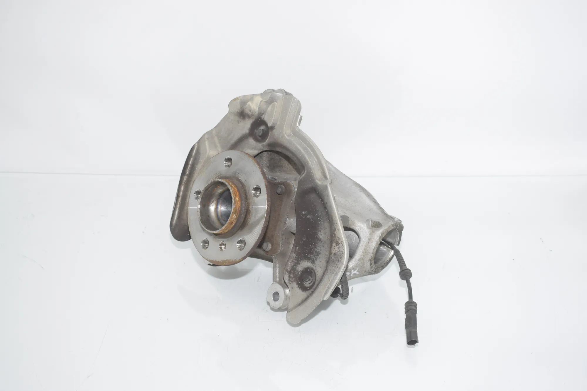 Front Left Wheel Hub – OEM 6852159 · BMW i3 (I01) s Electric 2022 – 3