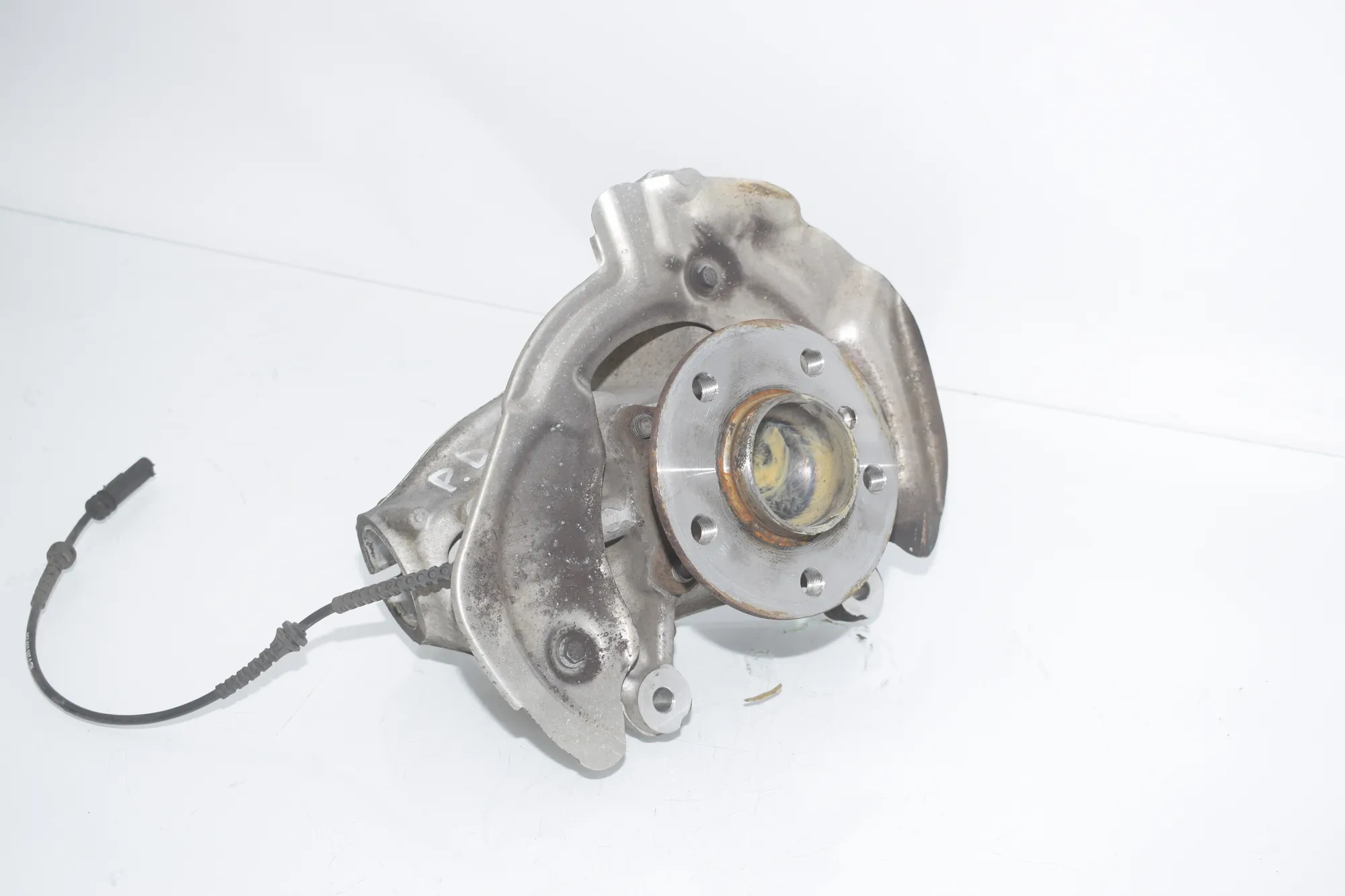 Front Right Wheel Hub – OEM 6852160 · BMW i3 (I01) s Electric 2022 – 4