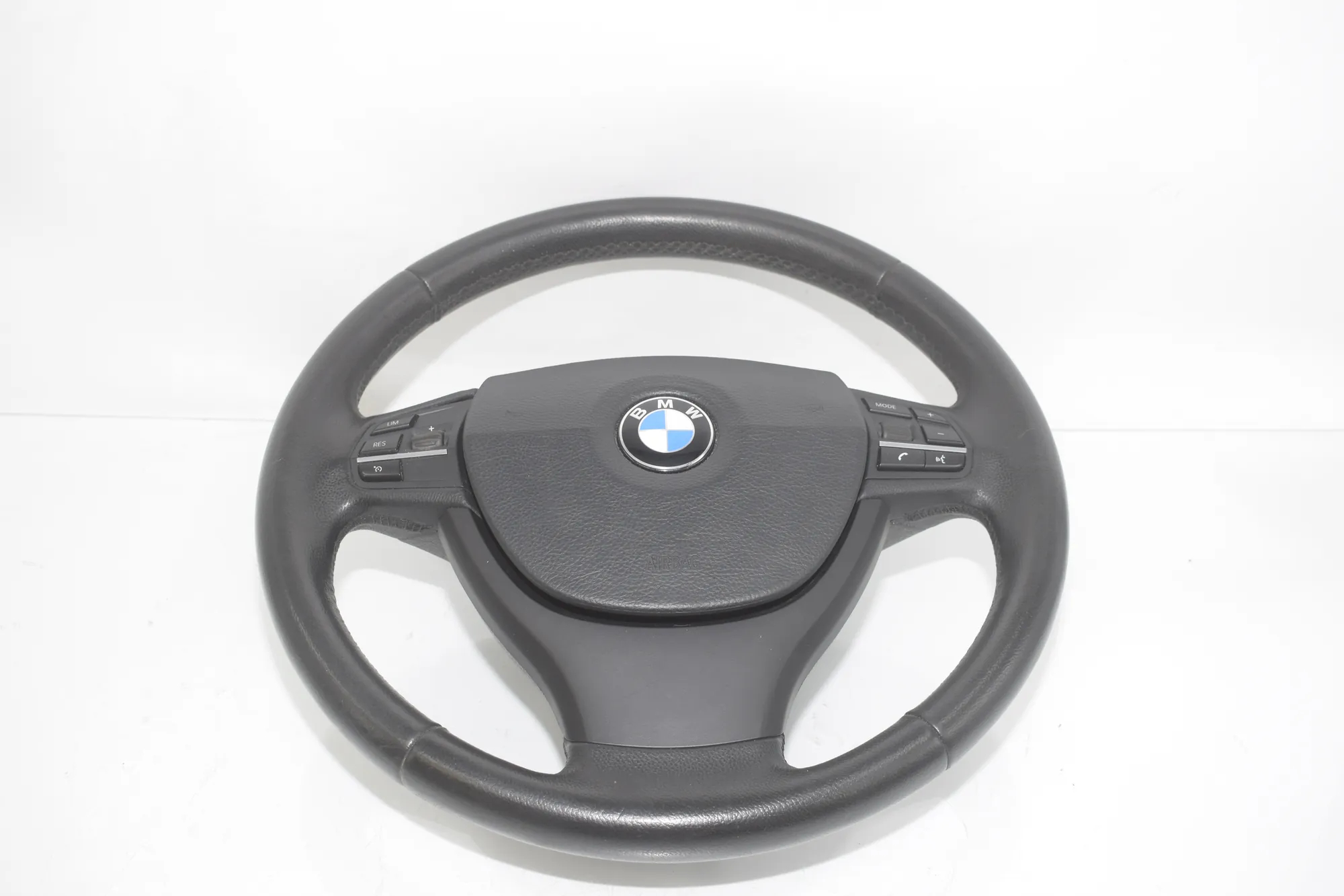 Steering Wheel – OEM 9229480 · BMW 5 Touring (F11) M 550 d xDrive 2016