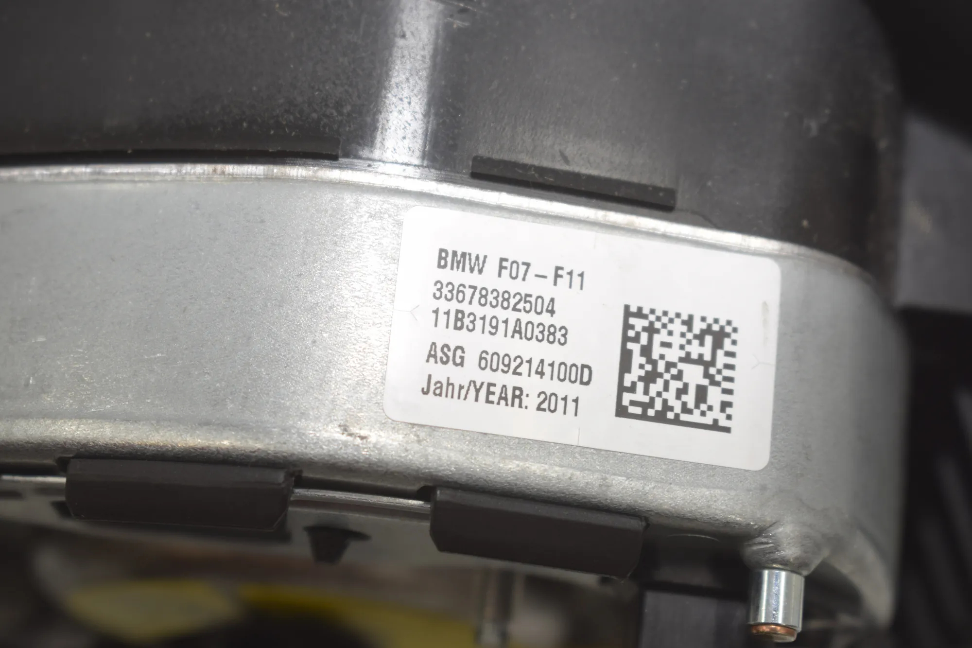 Steering Wheel – OEM 9229480 · BMW 5 Touring (F11) M 550 d xDrive 2016 – 7