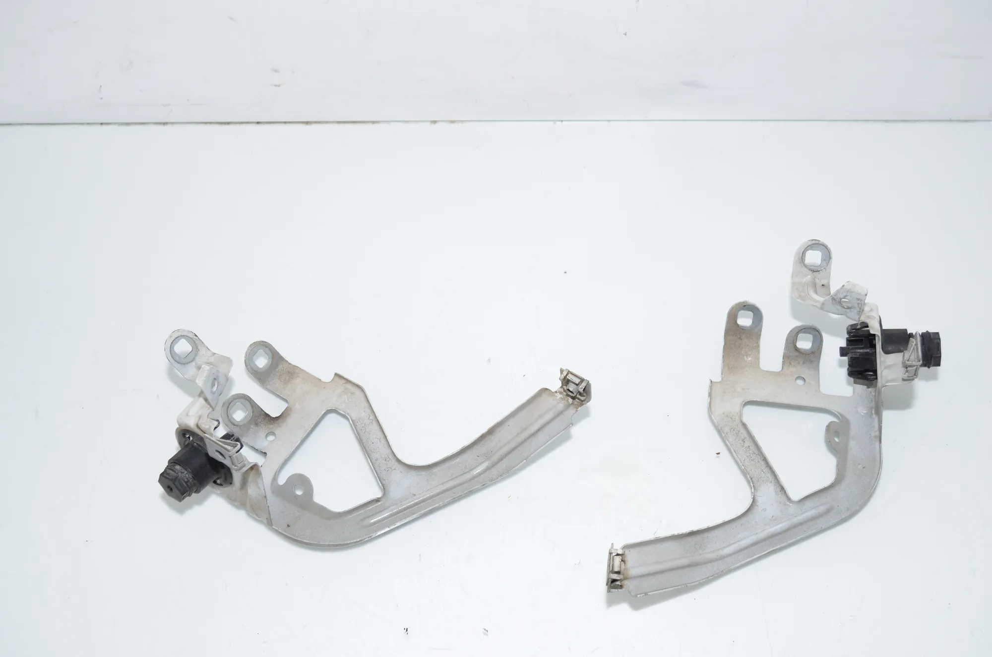Bracket – OEM 7207209 · BMW 5 Touring (F11) M 550 d xDrive 2016 – 5