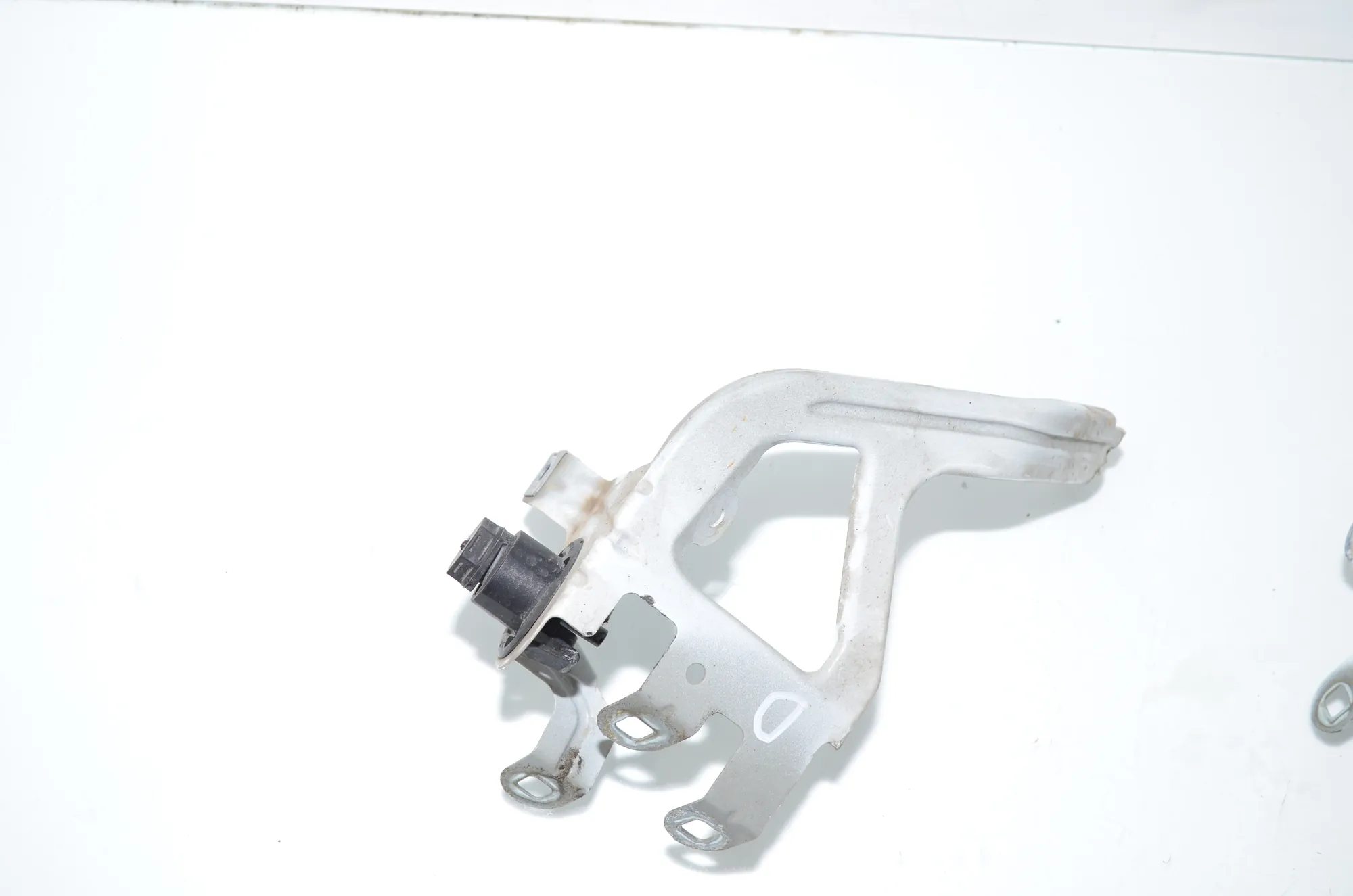 Bracket – OEM 7207209 · BMW 5 Touring (F11) M 550 d xDrive 2016 – 3