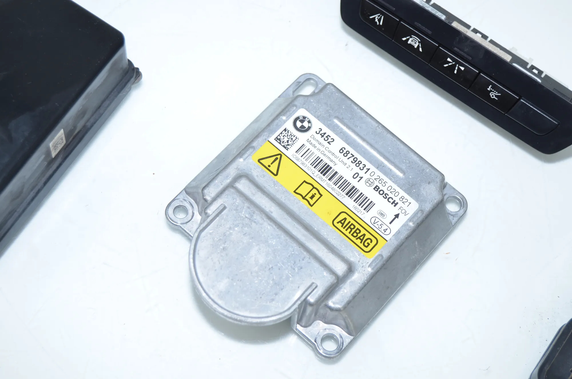 Distance Radar Sensor – OEM 6877096 · BMW 5 Touring (F11) M 550 d xDrive 2016 – 3