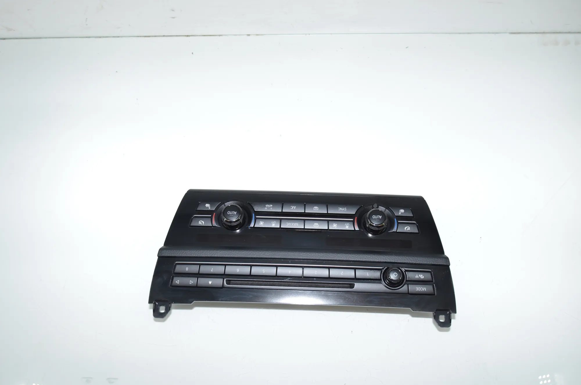 Climate Control Unit – OEM 6819132 · BMW 5 Touring (F11) M 550 d xDrive 2016 – 2