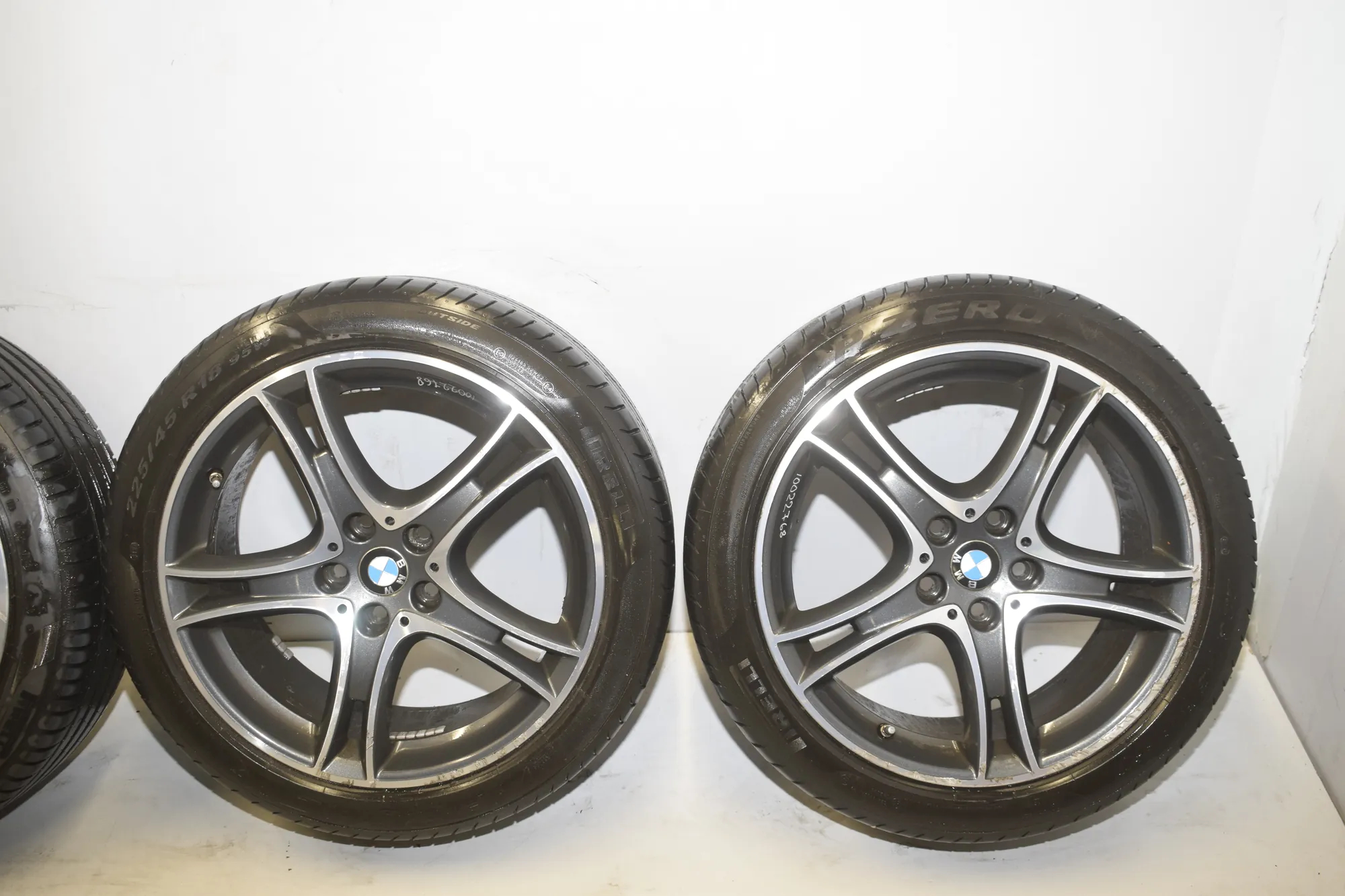 Alloy Wheel Set – OEM 6855092 · BMW 2 Gran Tourer (F46) 220 d xDrive 2016 – 4
