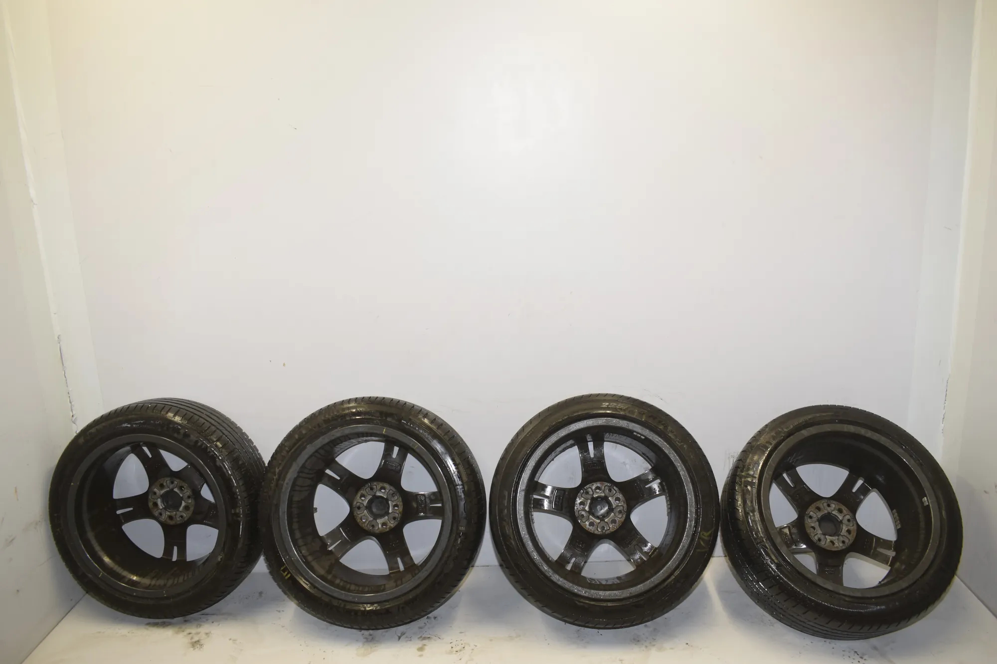 Alloy Wheel Set – OEM 6855092 · BMW 2 Gran Tourer (F46) 220 d xDrive 2016 – 6